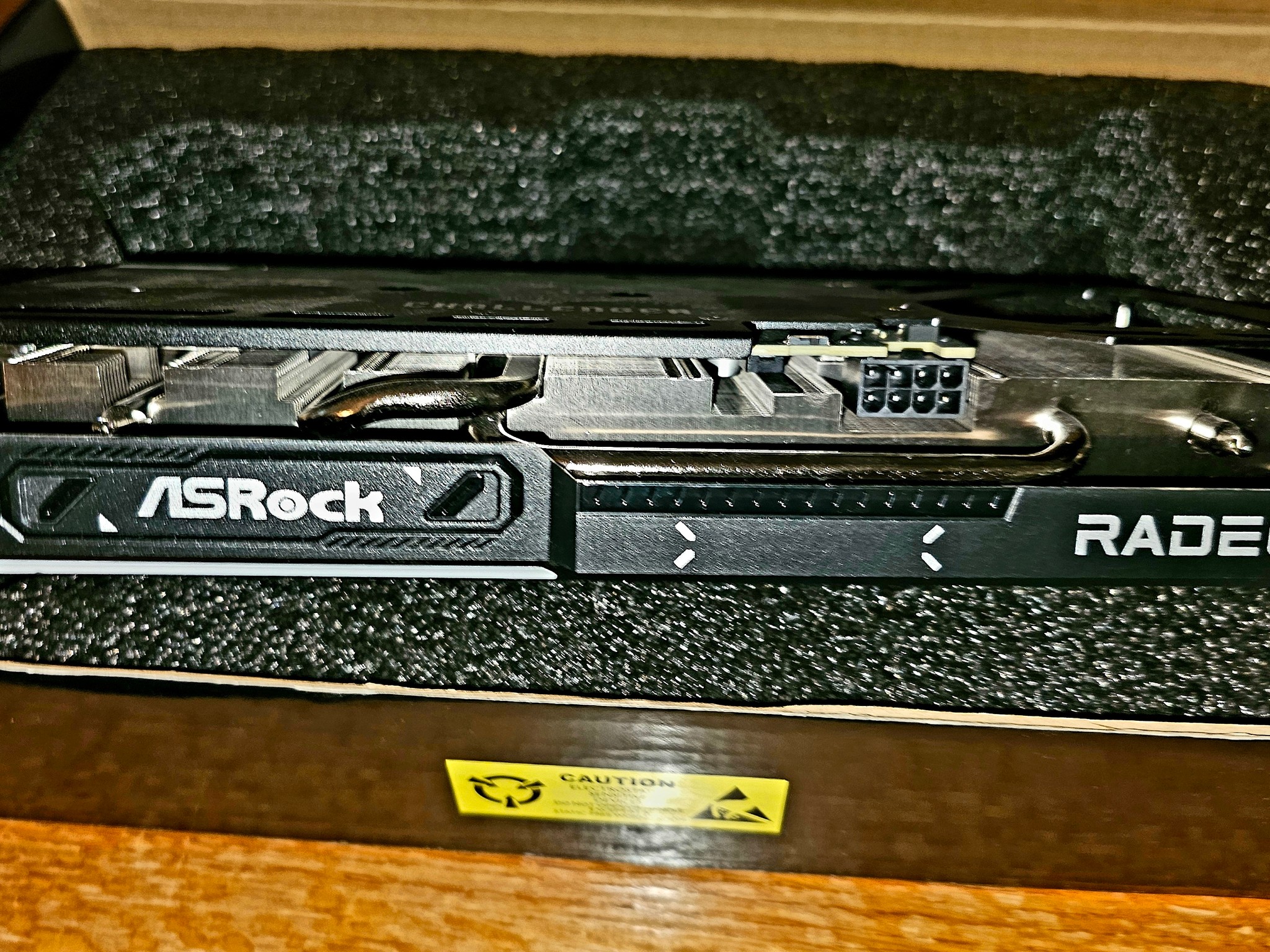 ASRock Challenger RX 9060XT