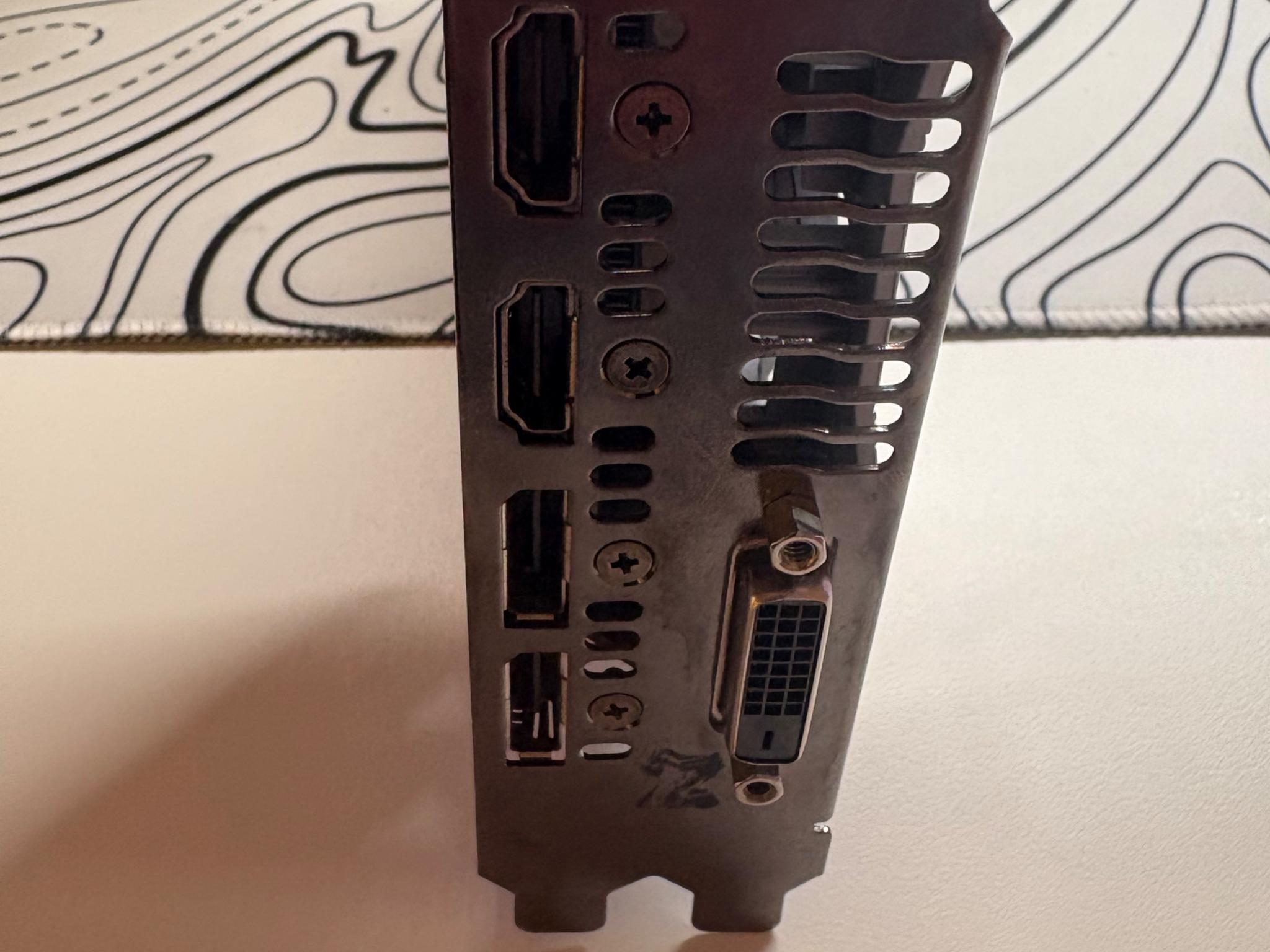 ASUS Duel RX 580 4GB Custom White Spray Painted