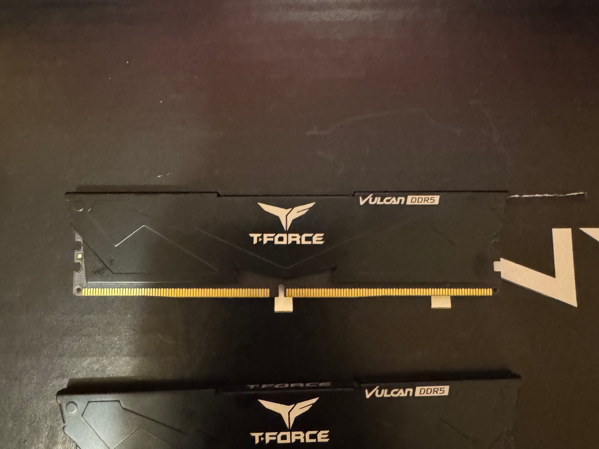 T-Force Vulcan 16GB DDR5 5200 CL40