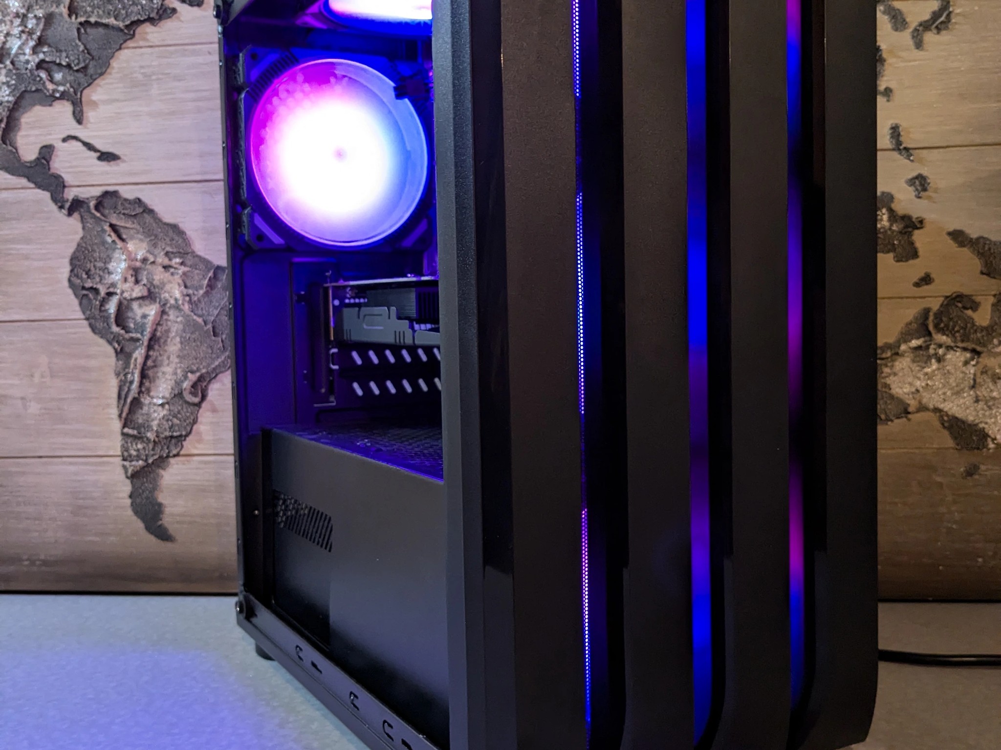 Gaming PC - Core i5, GTX 1070. 16GB RAM / 512GB SSD.