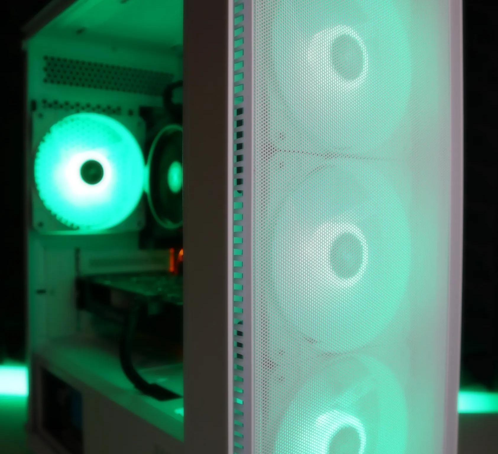 FB-AD  | Ryzen 3 2300X/RX 560 4GB Gaming PC