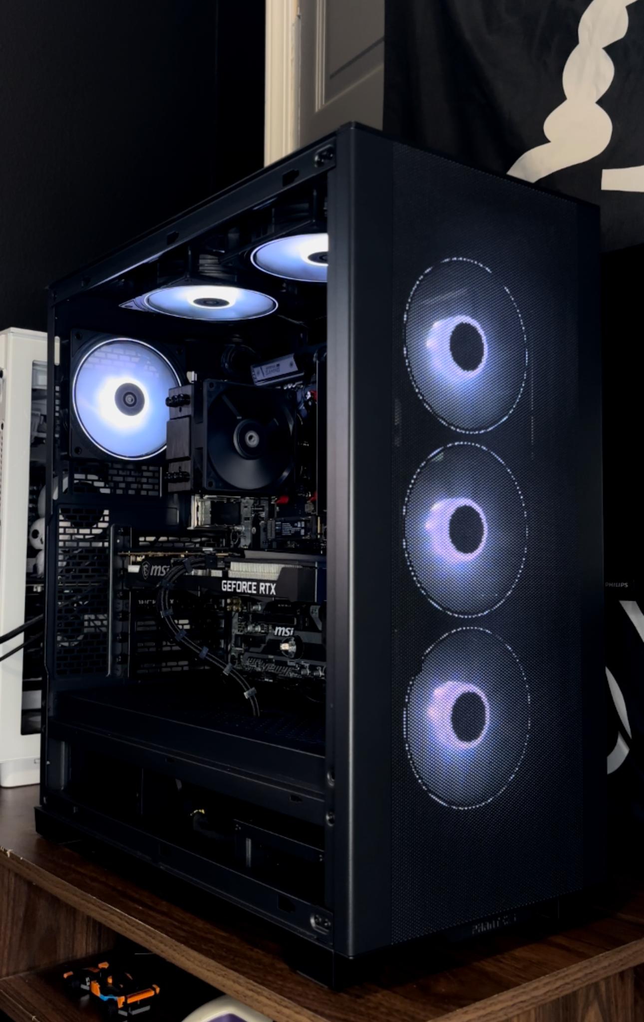 GAMING PC \ 3060ti \ Ryzen 5 \ 1TB STORAGE \ WiFi
