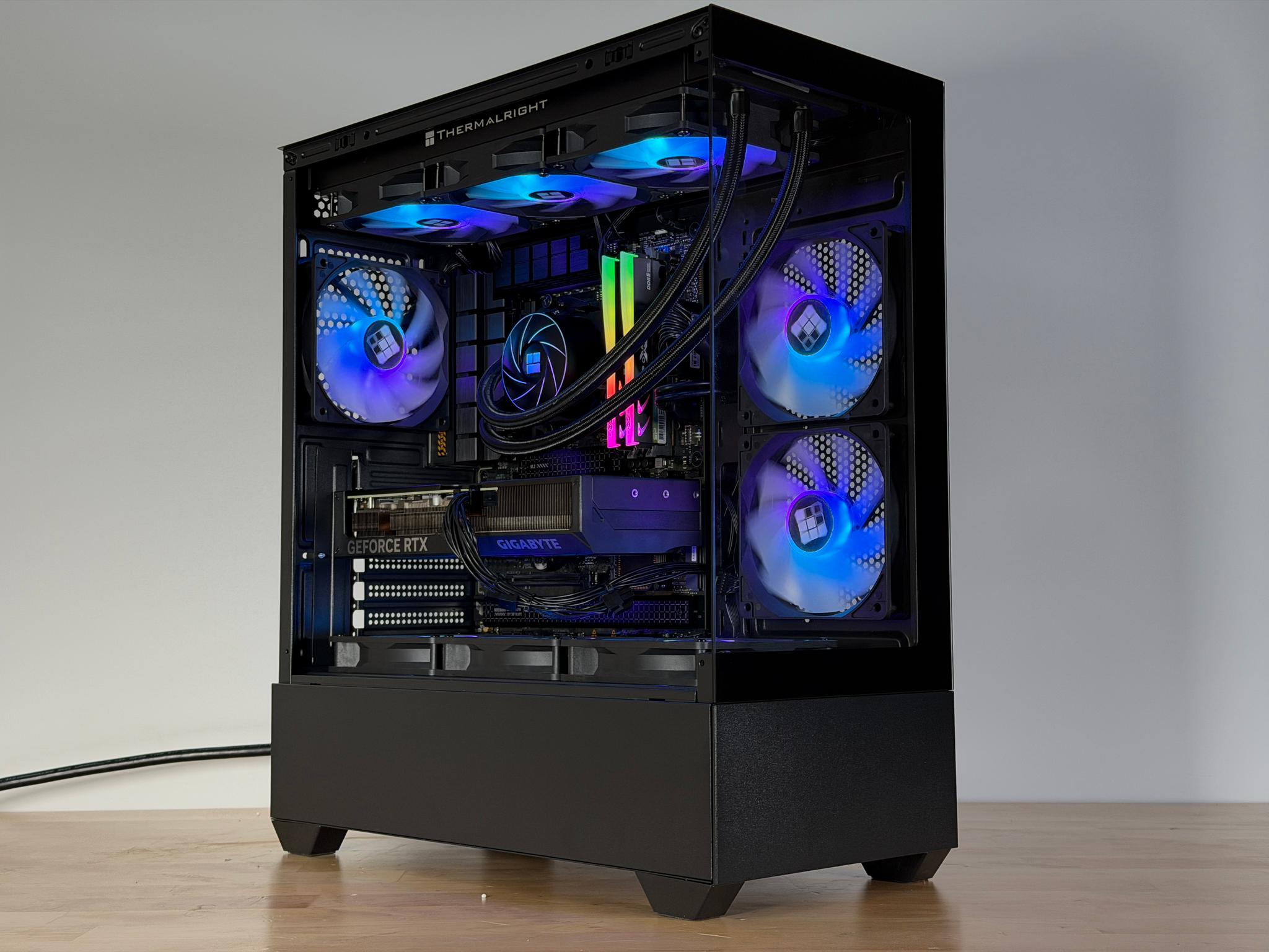 RTX 4070 Ryzen 7 7700x Gaming PC