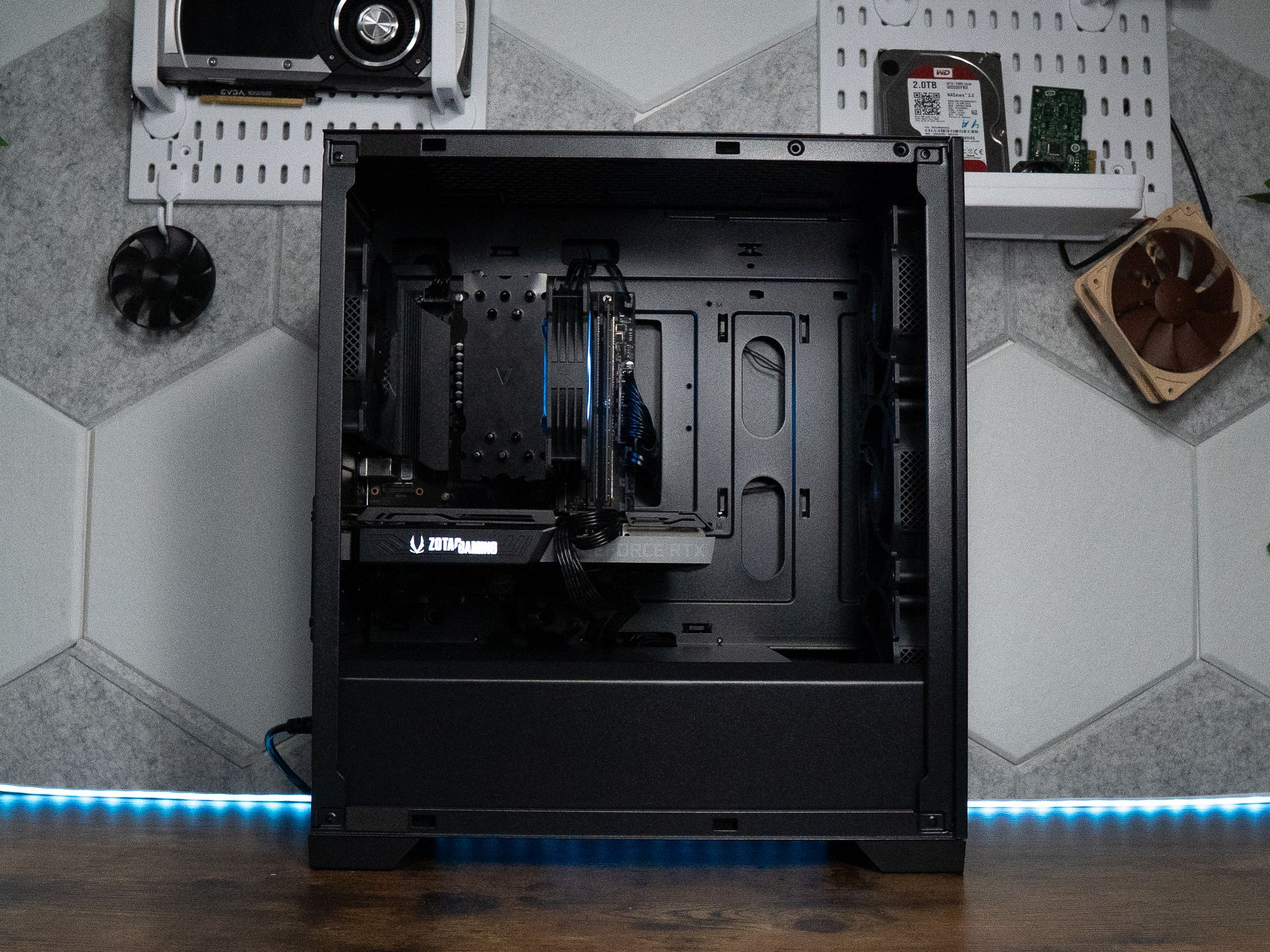 ❄️❄️ | ZOTAC RTX 3070 8GB | RYZEN 5 9600X | 32GB DDR5 RAM | 2TB | Arctic Blackout