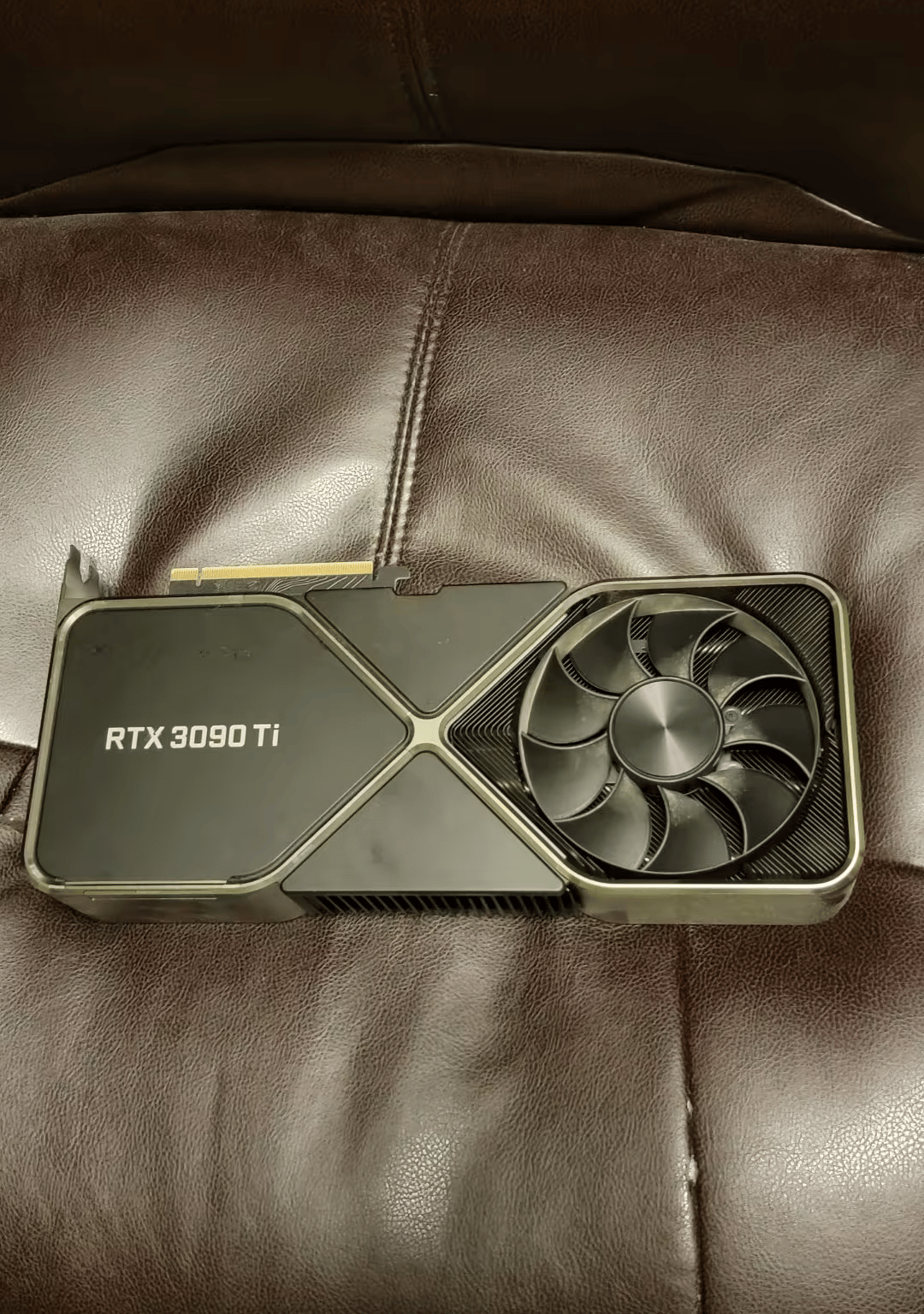 RTX 3090 TI FE LIKE NEW