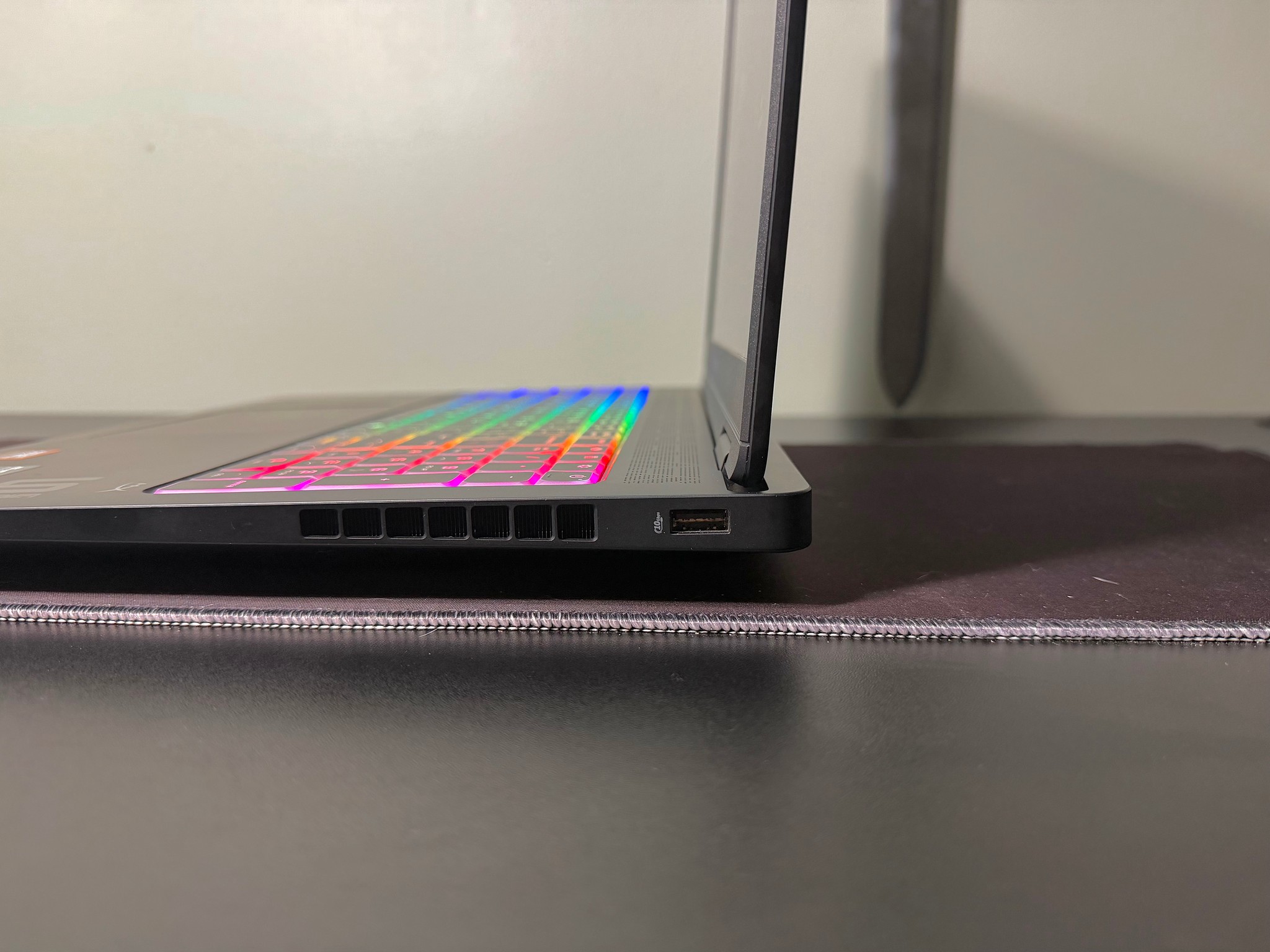 HP OMEN MAX RTX 5080 | Ryzen AI 9 HX 375 | 32GB ram | 1TB M.2 Laptop