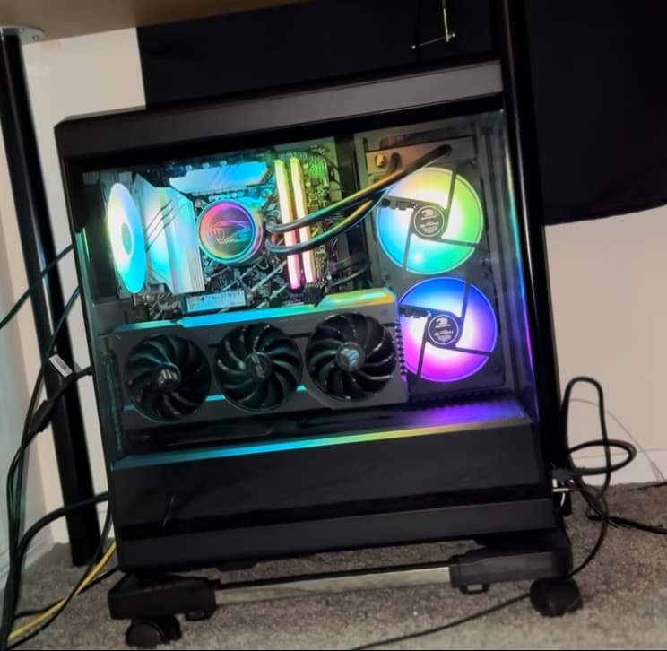 i7-13700KF RTX 4070 Ti 12GB 32GB DDR5 5600MHz RAM 2TB M.2 NVMe SSD Prebuilt Gaming PC (iBuyPower)