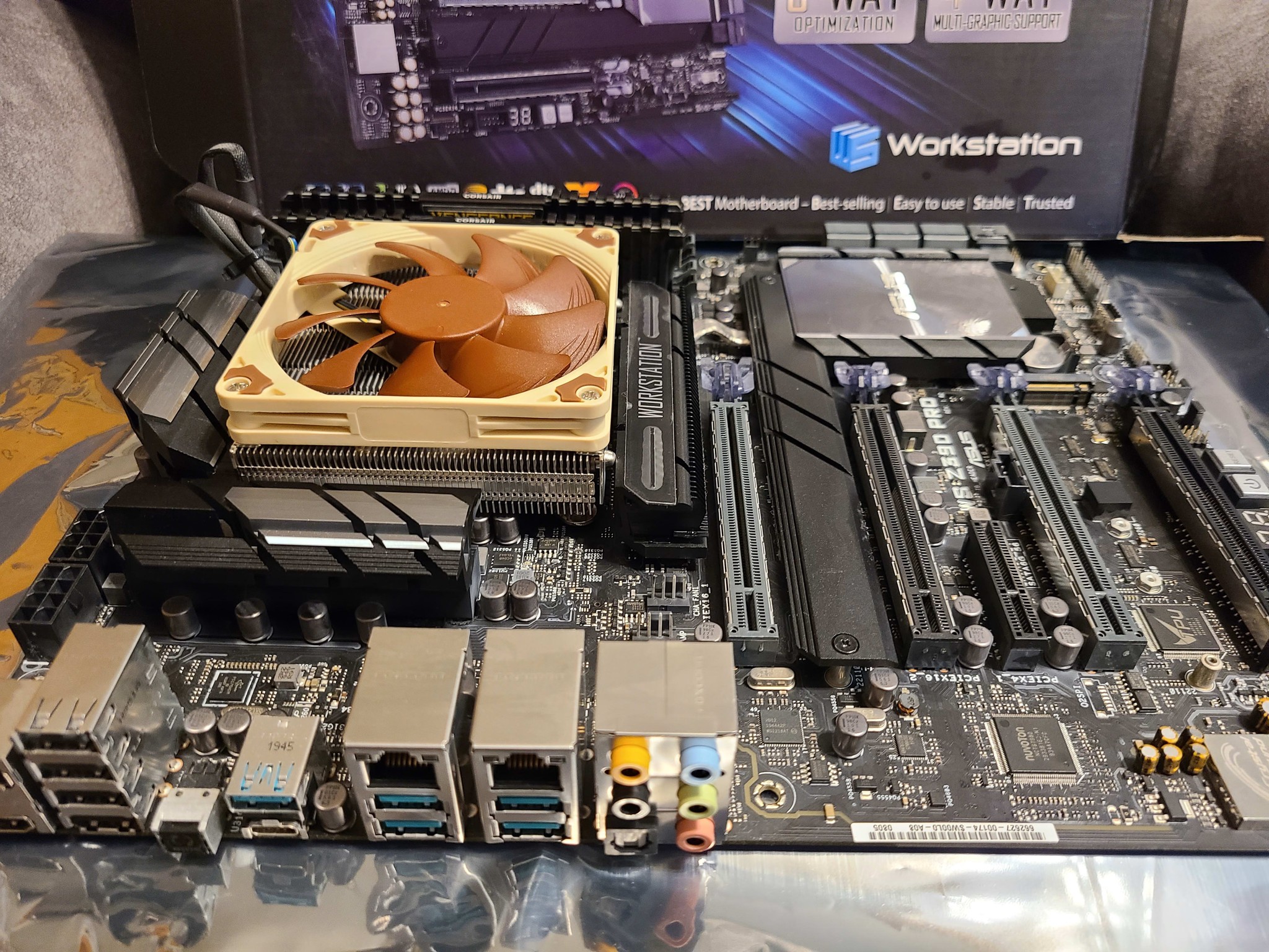 ASUS WS Z390 Motherboard Combo Loaded 32 GB DDR4 SSD Intel Pentium Gold G5420 Noctua Cooler