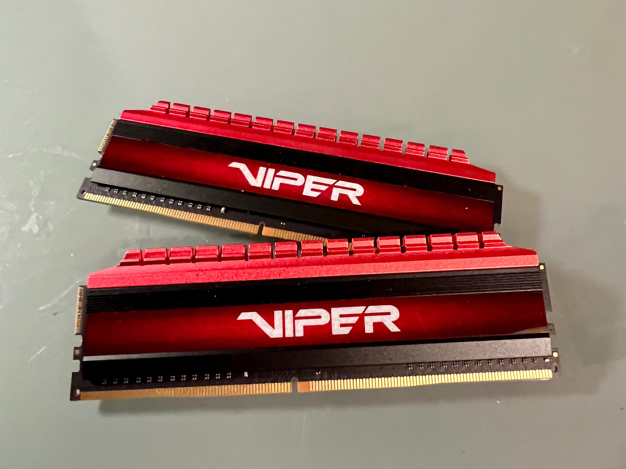 Patriot Viper 4 Series DDR4 16GB (2 x 8GB) C16 3000MHz Kit
