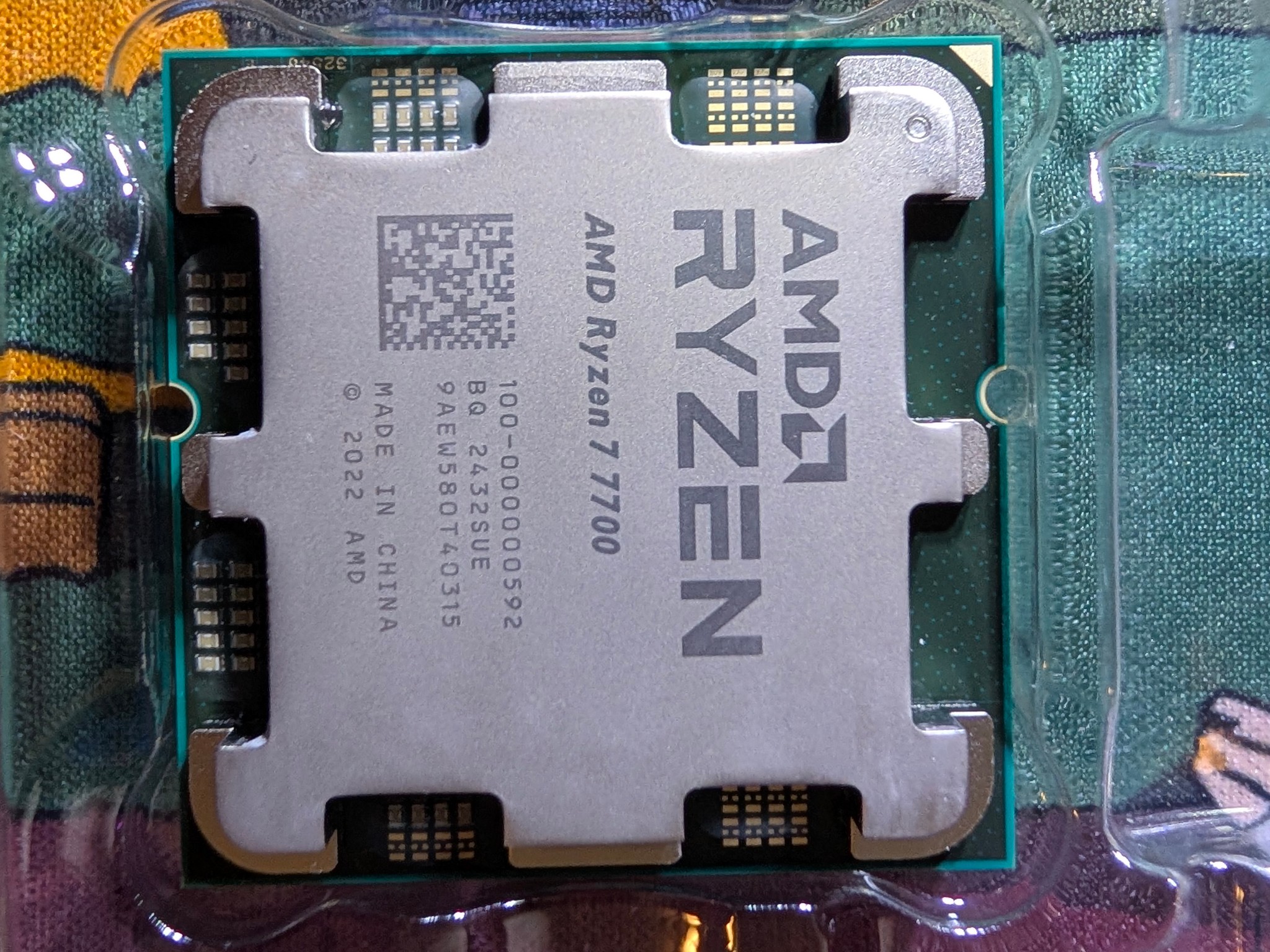 AMD Ryzen 7 7700