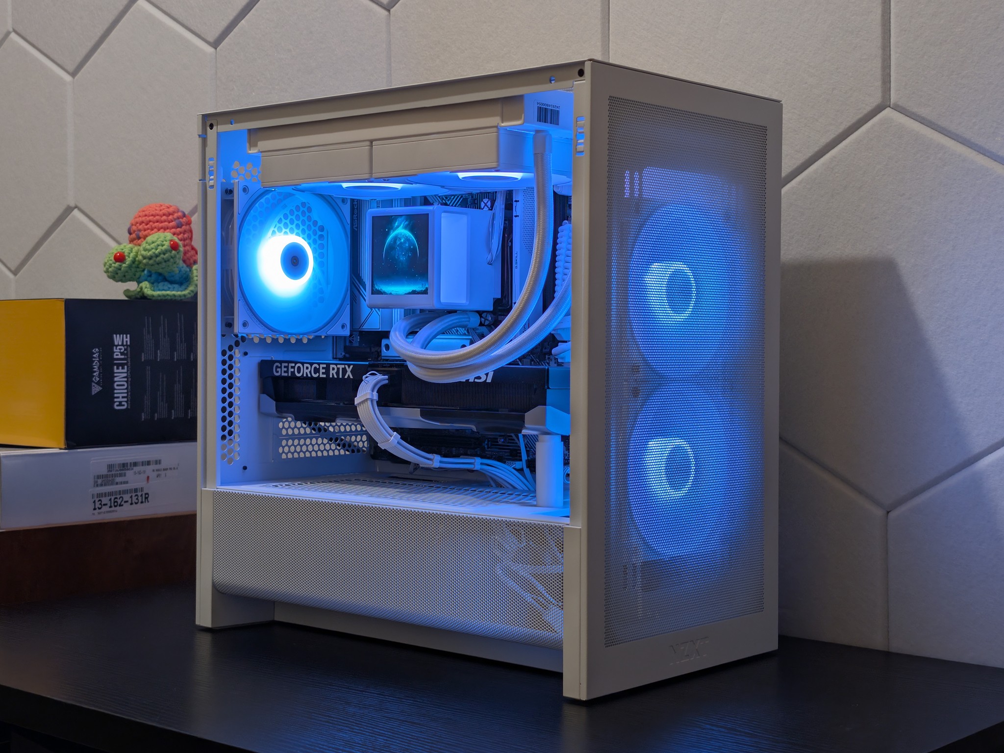 🔥🐻‍❄️ 1440p Gaming Beast | RTX 5070 | Ryzen 5 7600X | 1TB SSD | 16GB RAM | WiFi 6 & BT🐻‍❄️🔥