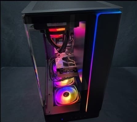 RX 9070 XT-Intel Core Ultra 7 270k plus-32 GB DDR5 6000-2 TB (1+1) NVME Beast Gaming PC