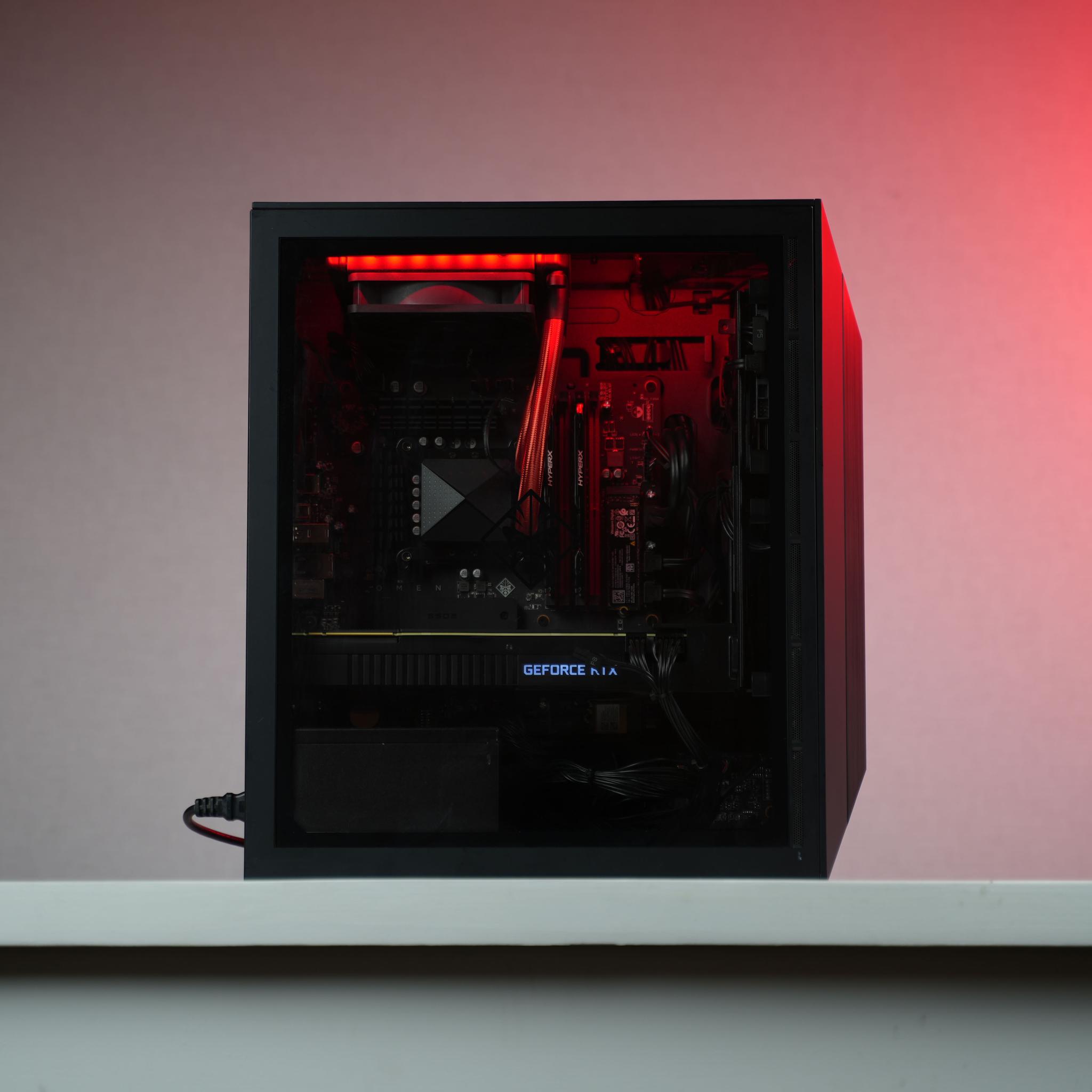 “OMNFORM REDv2” RTX 2070 Super Intel Core i7 9700K 16GB 1TB Windows 11 Pro Gaming PC