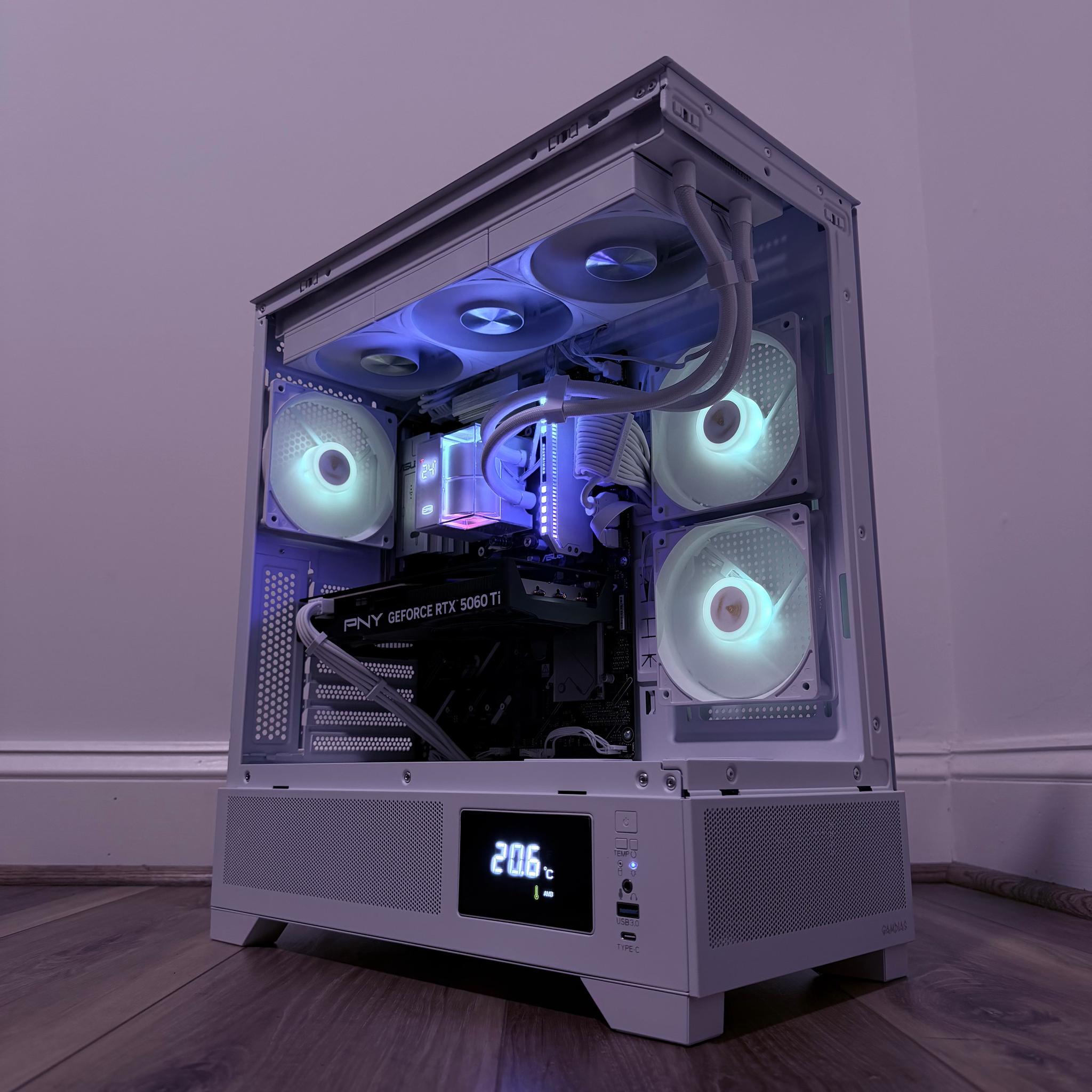 ❄️"Artic Halo"❄️| 1080/1440p Gaming | 5060 Ți | Ryzen 7 8700F | 32GB Ram | 1tb WD Blue SSD | WiFi