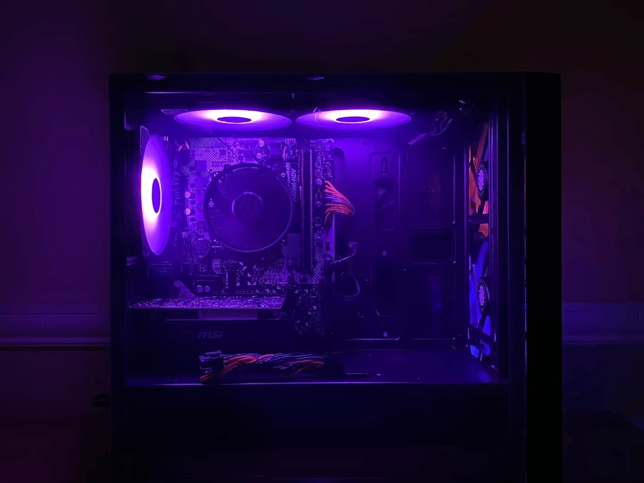 Budget Gaming PC with Ryzen 3 2300x and Rx560