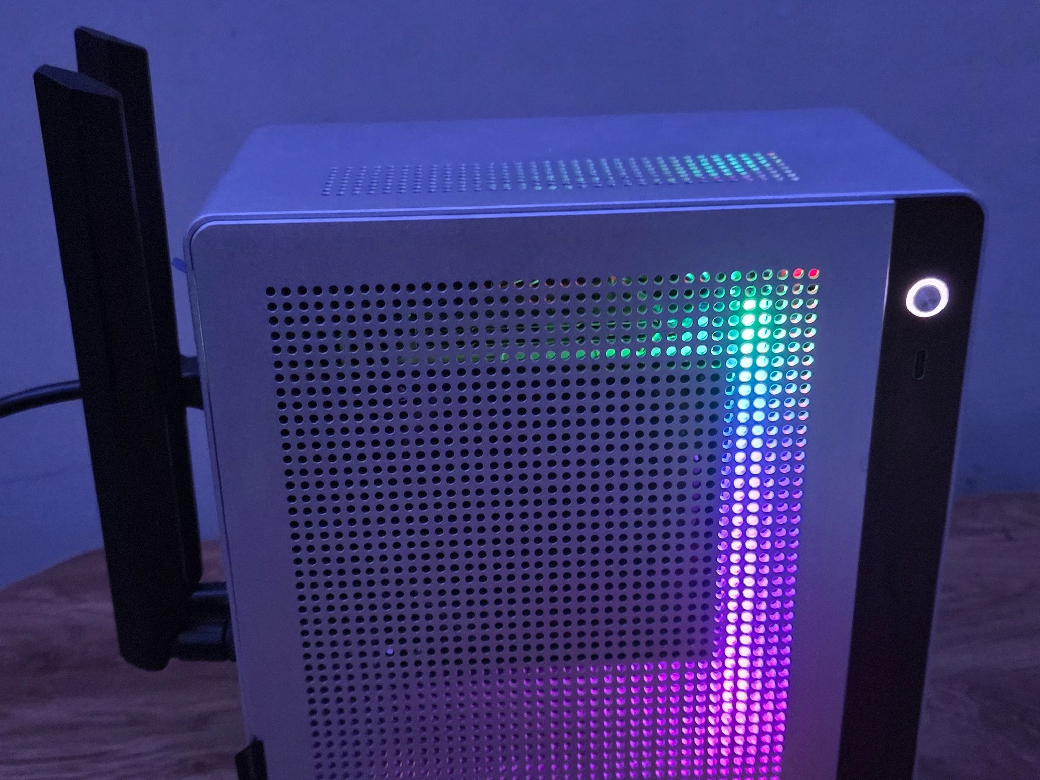 Custom Mini-ITX 4.5L Gaming PC Build