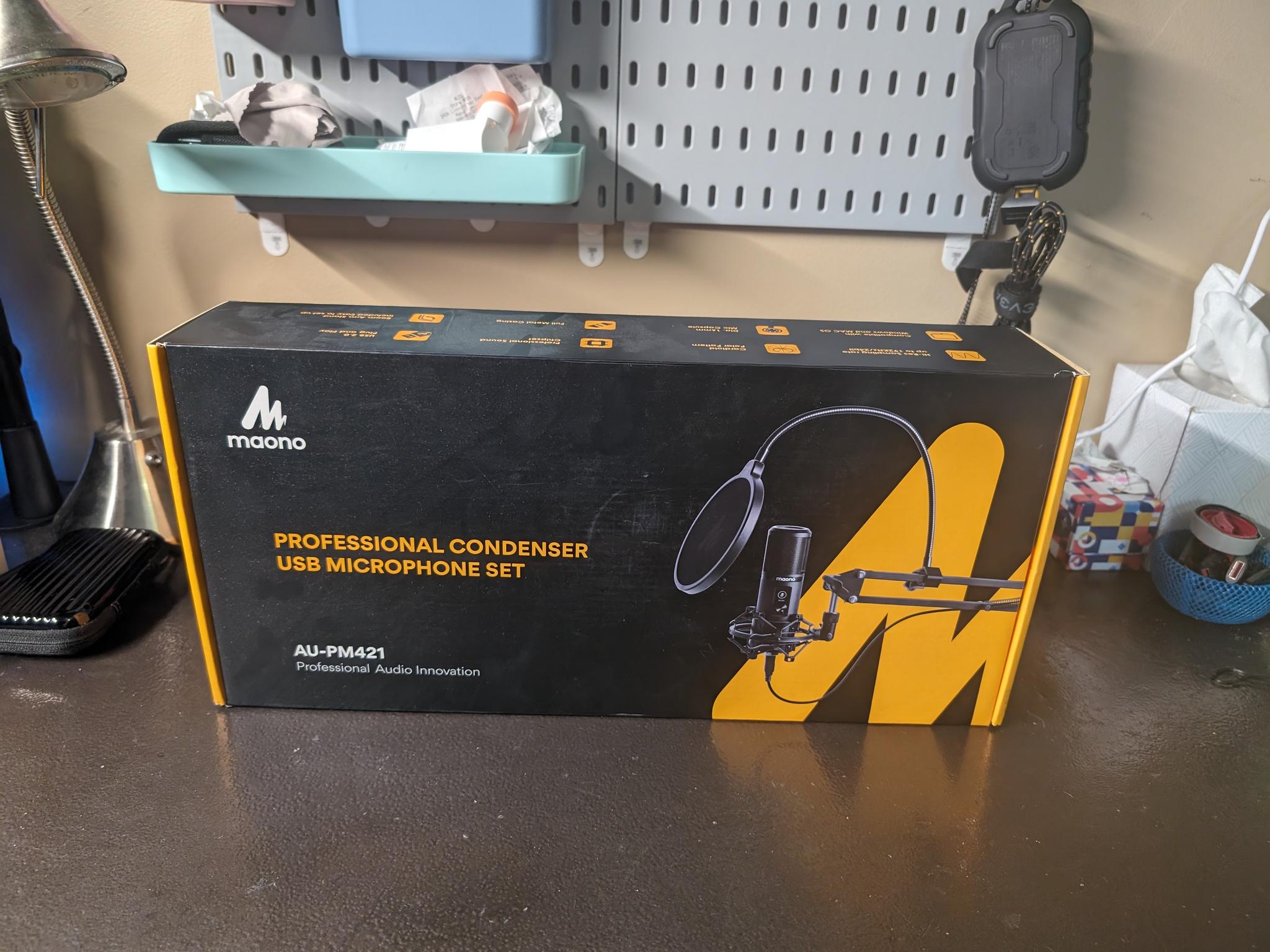 [Used] Maono AU-PM421 Professional Condenser USB Microphone Set