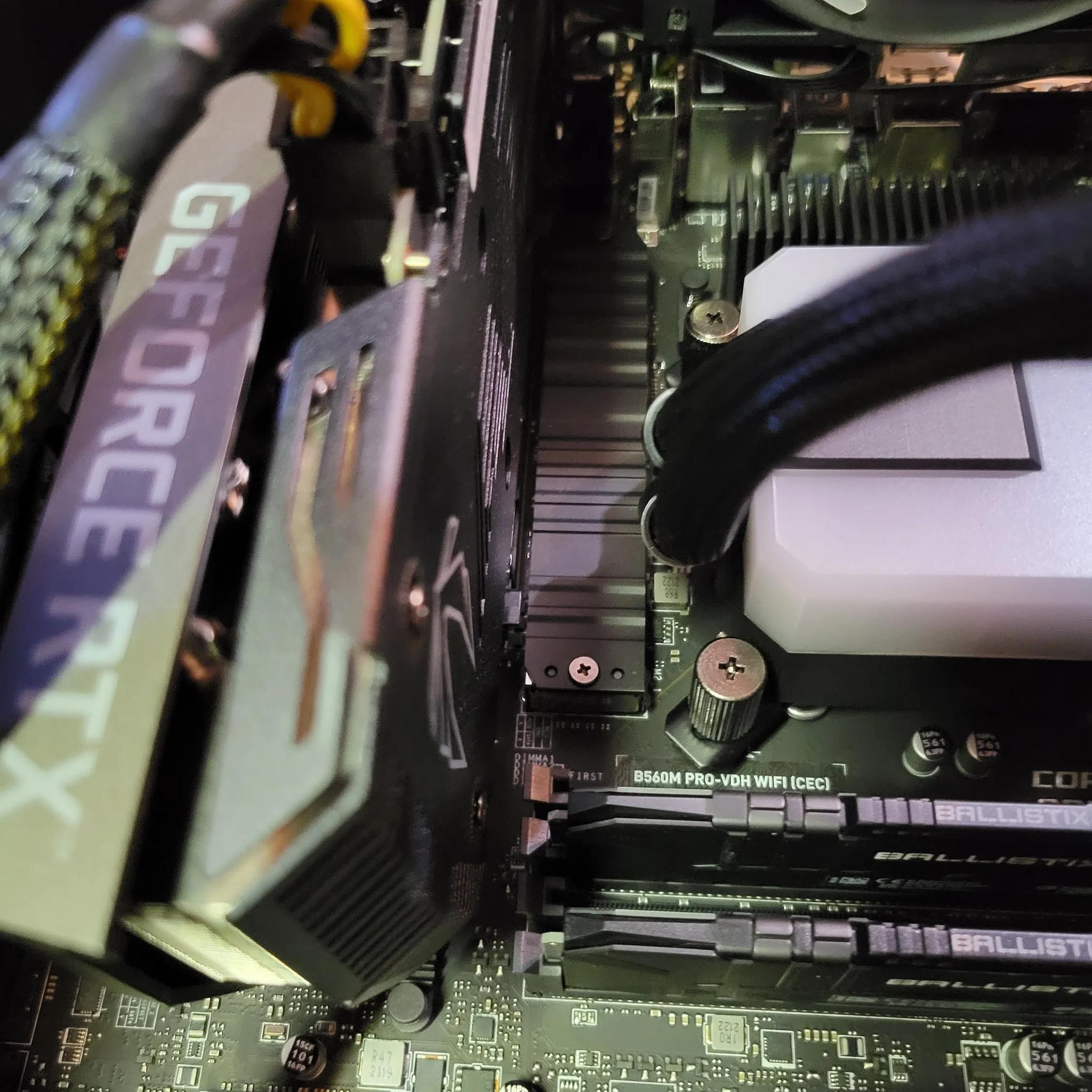 Mek Hero G1 Gaming Computer