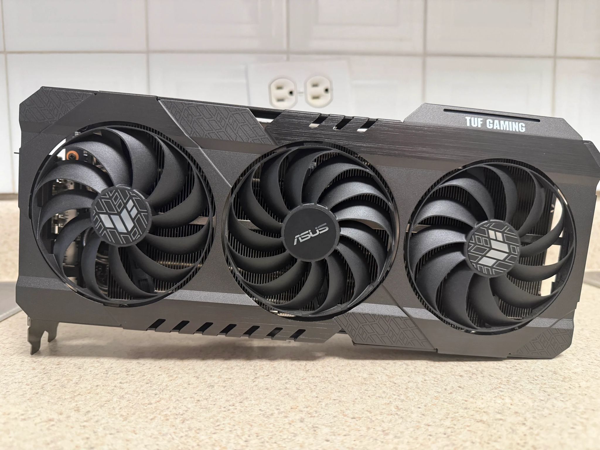 ASUS TUF Gaming Radeon RX 6800