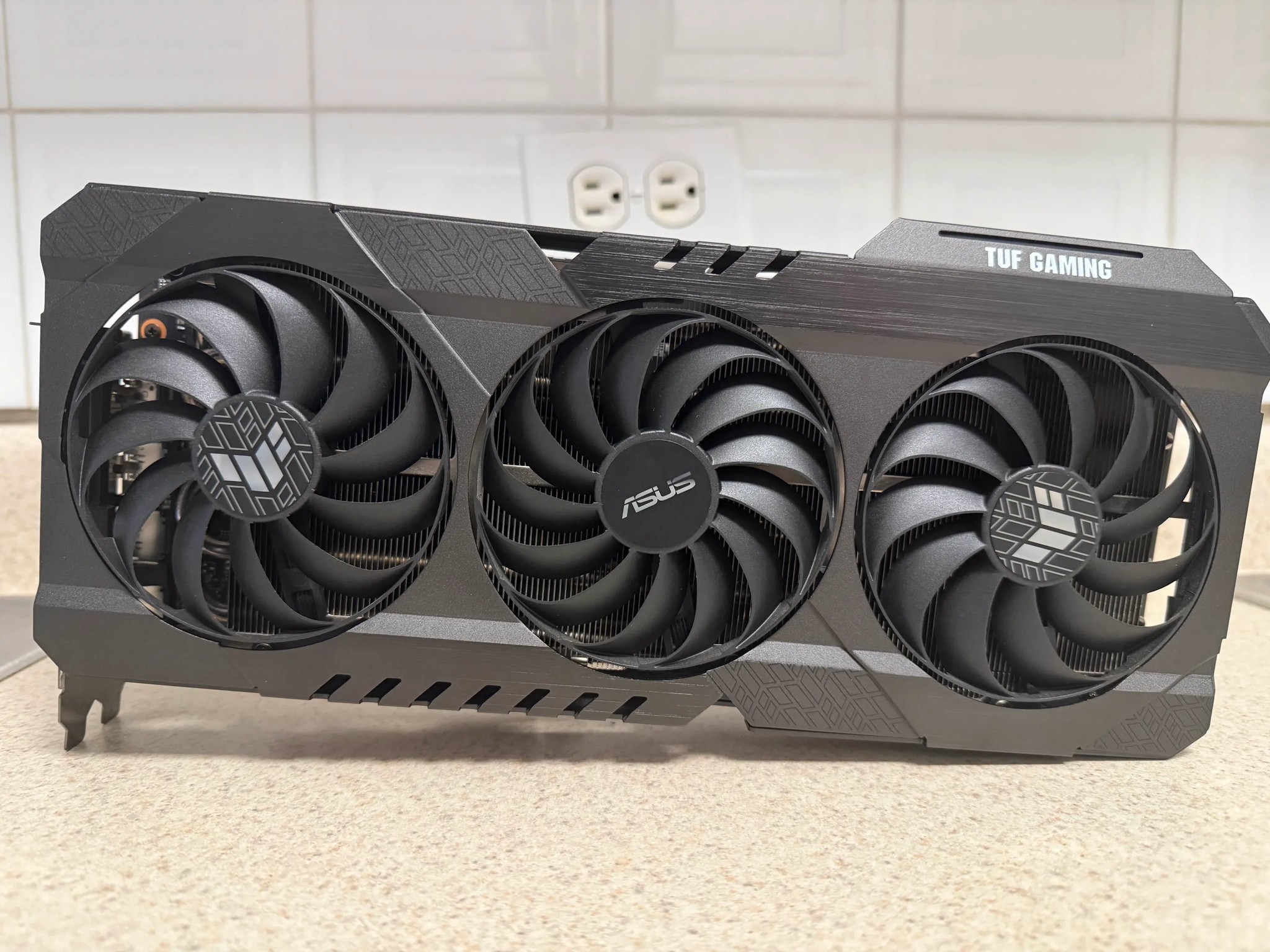 ASUS TUF Gaming Radeon RX 6800