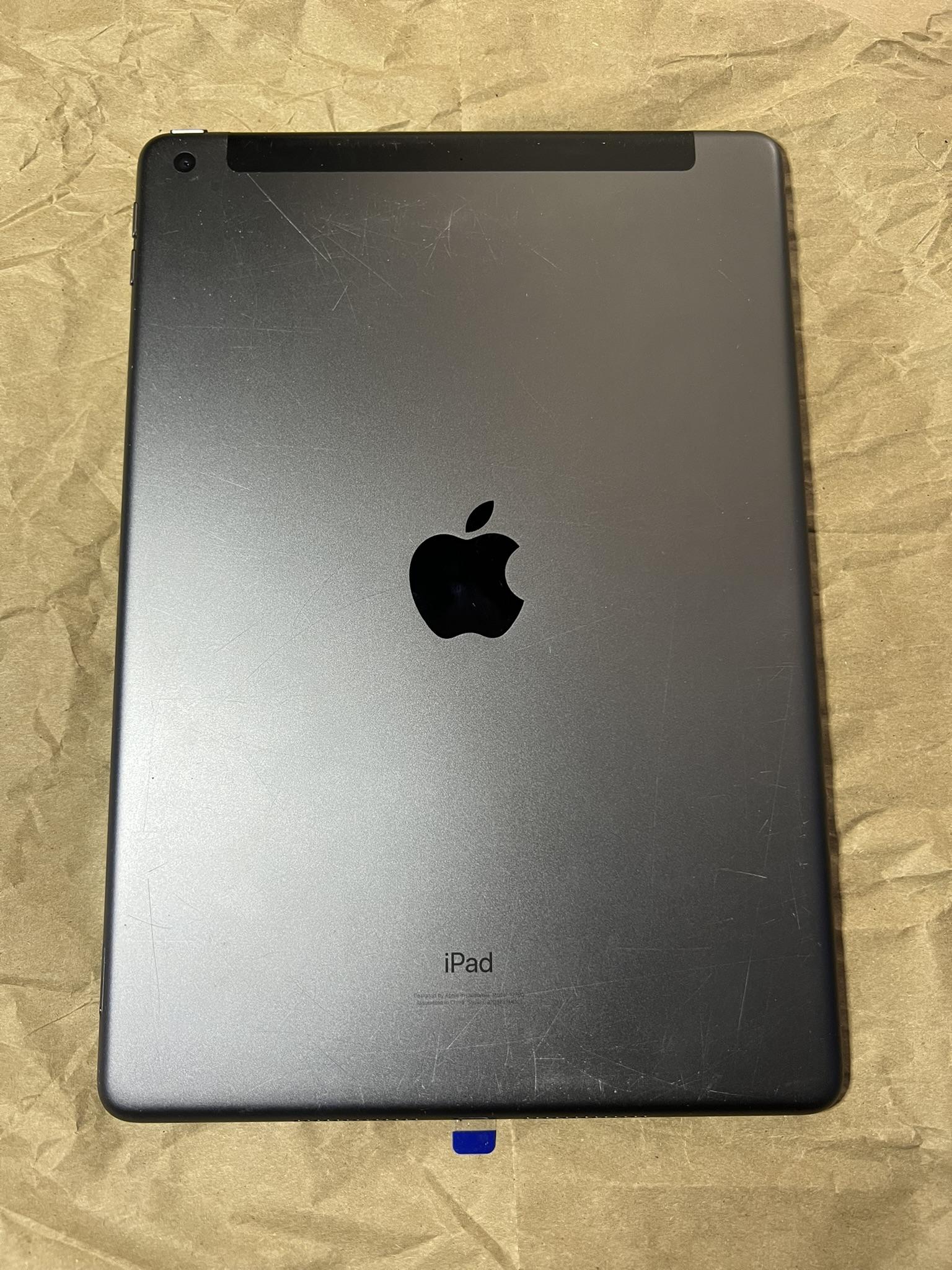 Apple iPad 7th Gen – Wi-Fi + Cellular – 32GB – Space Gray