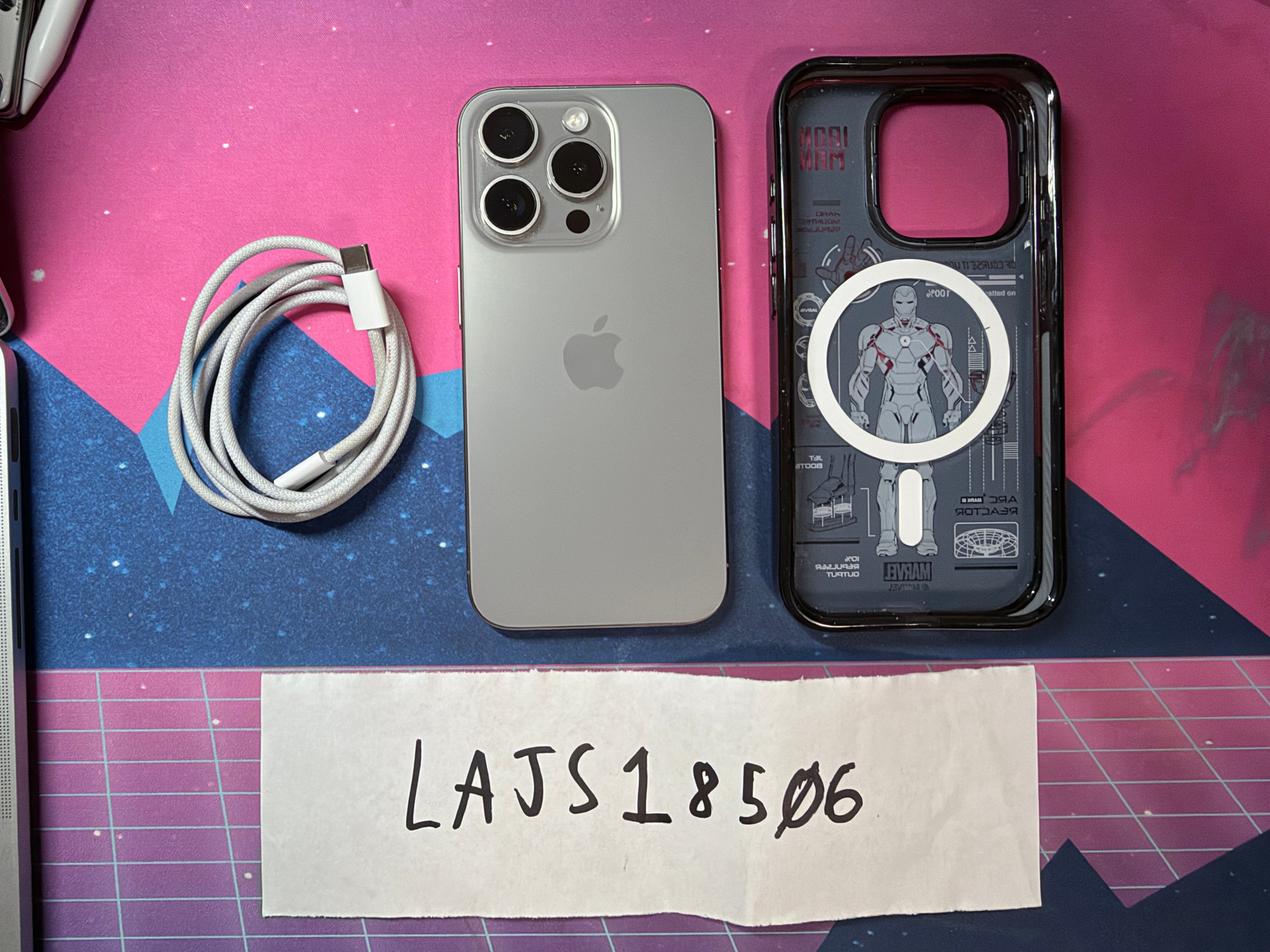 MINT iPhone 15 Pro Unlocked 256GB Natural Titanium