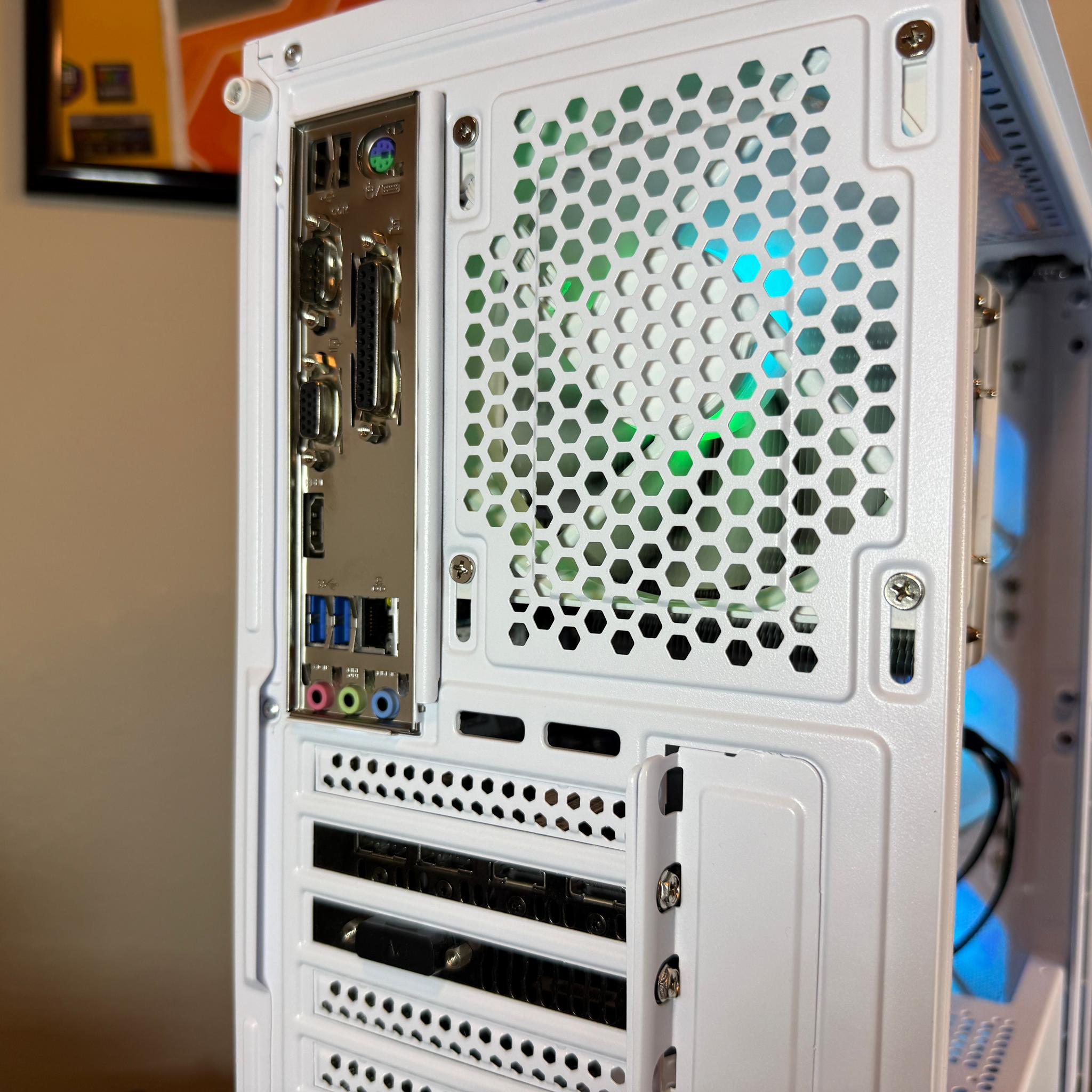 ゲーミングPC　i5-9600K GTX-1070Ti　自作マシーン ❄️GTX 1070 Ti, Intel i5-9600, 512gb SSD, 16gb RAM❄️| Gaming PC