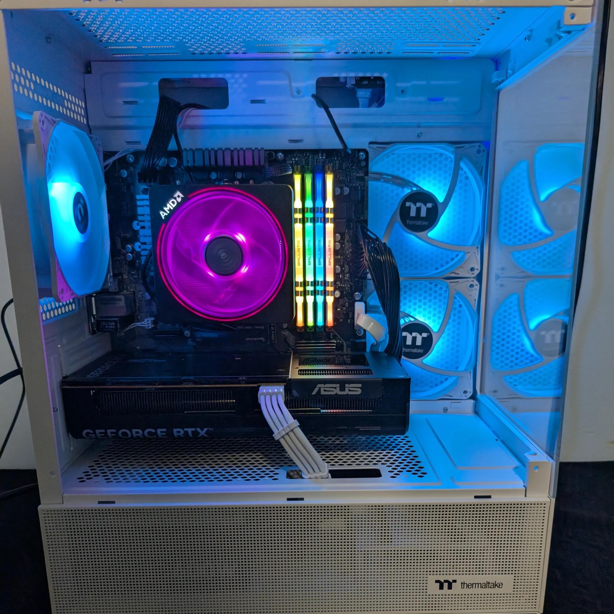 RTX 5060 - Ryzen 7 3700x - Compact Gaming PC