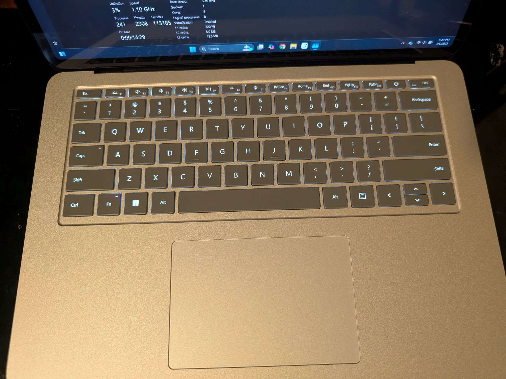 Surface Laptop Studio| i7 16gb 3050ti |