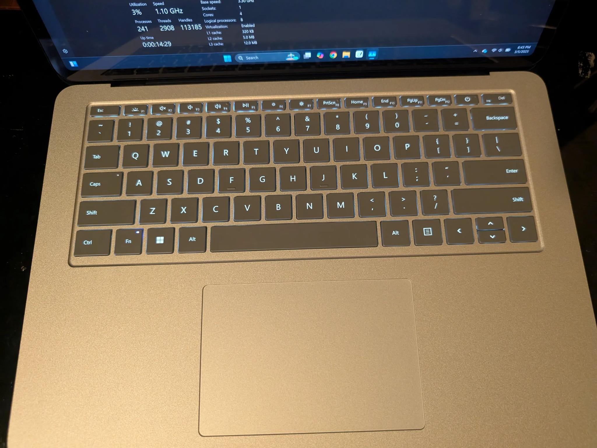 Surface Laptop Studio| i7 16gb 3050ti |