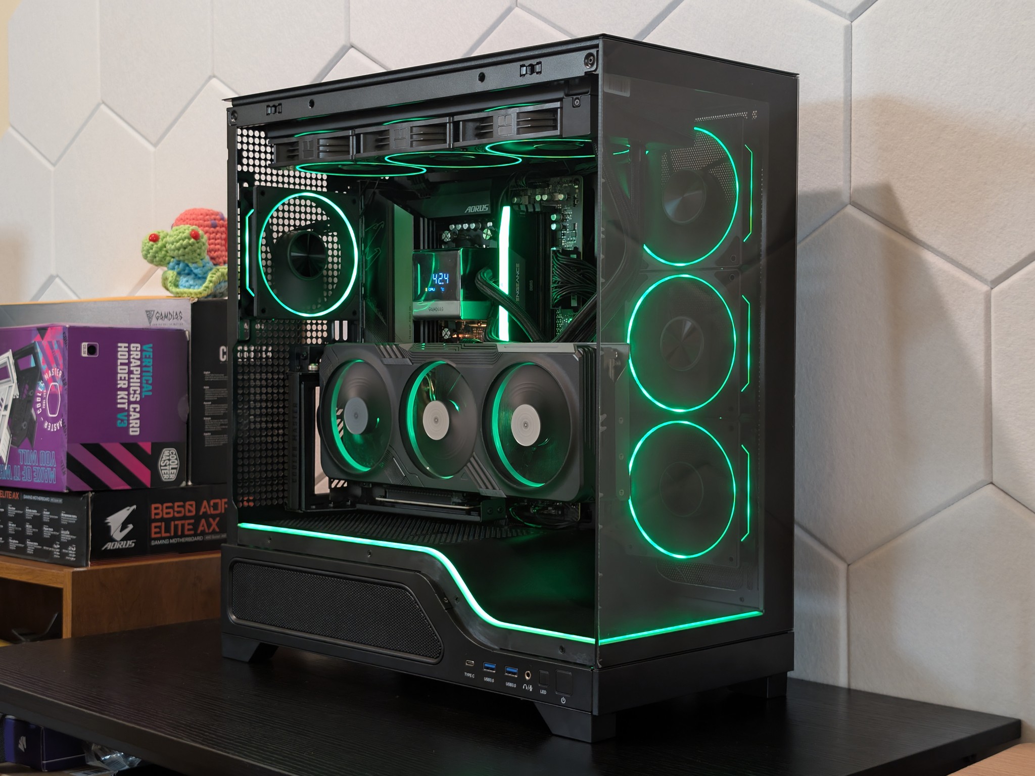 🪐🔥1440p Gaming Beast | RTX 4070Ti | Ryzen 7 7700X | 1TB SSD | 32GB RAM | WiFi 6 & Bluetooth🔥🪐