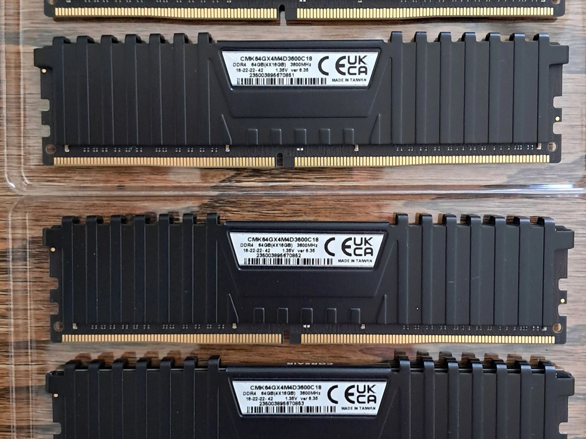 Corsair Vengeance LPX RAM, DDR4 3600MHz CL18 64GB(4x16GB)