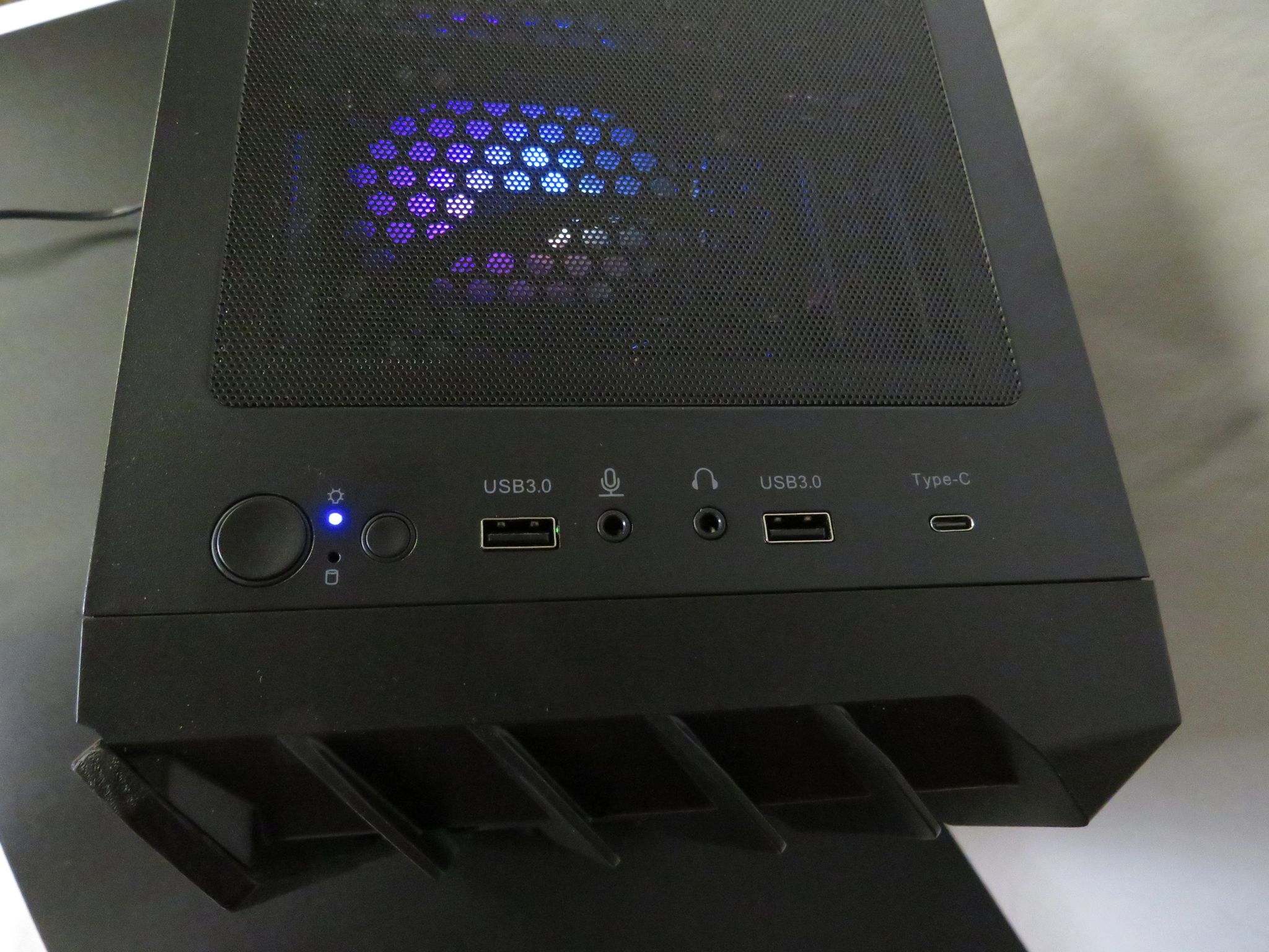 1440p Ryzen X3D BEAST: Ryzen 5 5600X3D + RTX 3070 + 32 GB DDR4 + 1 TB NMVE SSD