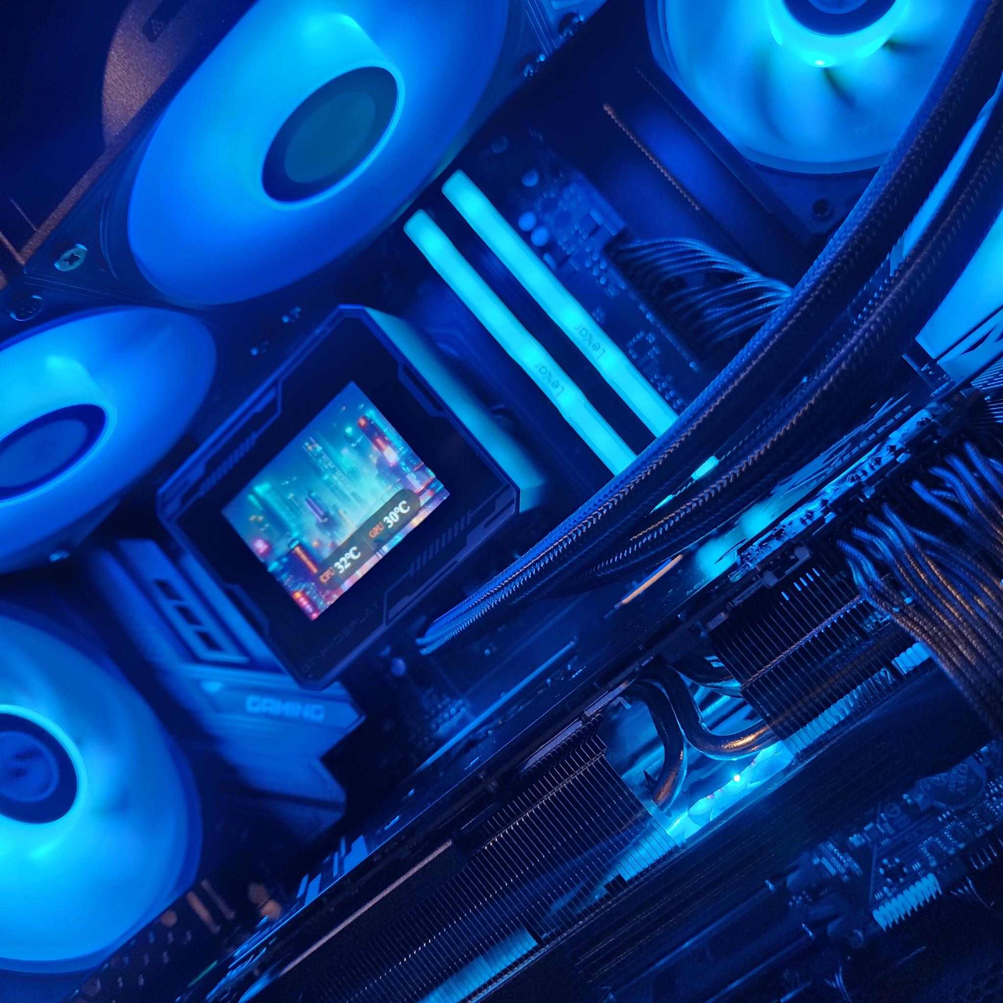 RX 7900 XTX / Ryzen 9 9900X / 32GB DDR5 RAM / 2TB NVMe