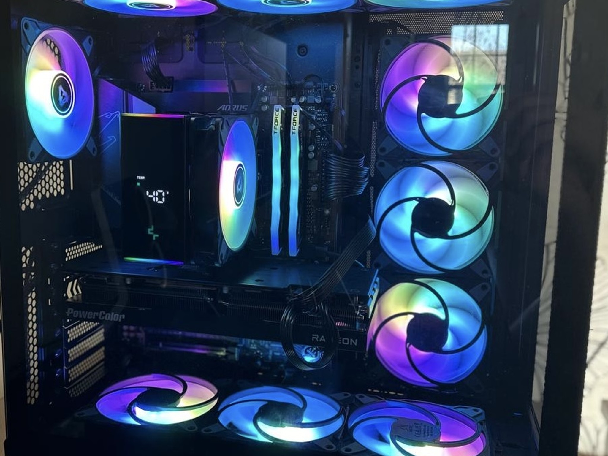 BRAND NEW!! (READ DESC!) R7 7800X3D + RX 7800XT + 2TB Samsung 980 PRO M.2 + 32GB DDR5 6000MHZ