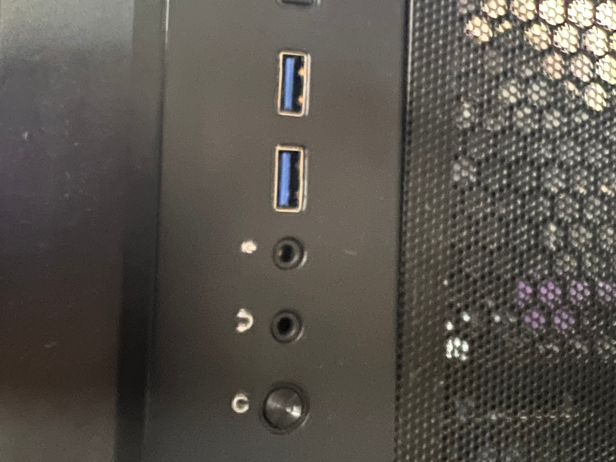 Purple people eater 1440p/1080p 5600X 6750XT  16 ddr4 1tb NVME SN580 Please read description.