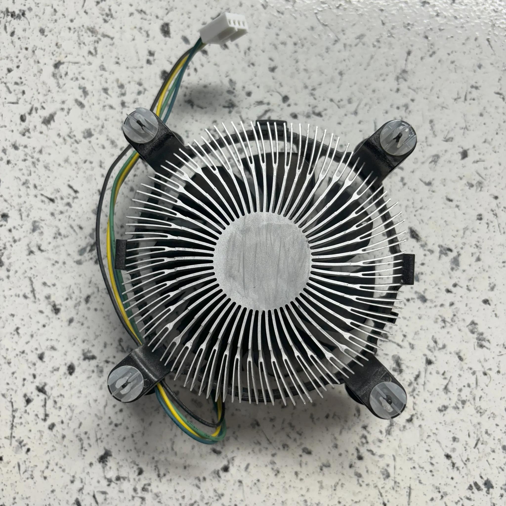 Intel Core i3-9100F 3.60GHz Quad-Core CPU with Intel Stock CPU cooler