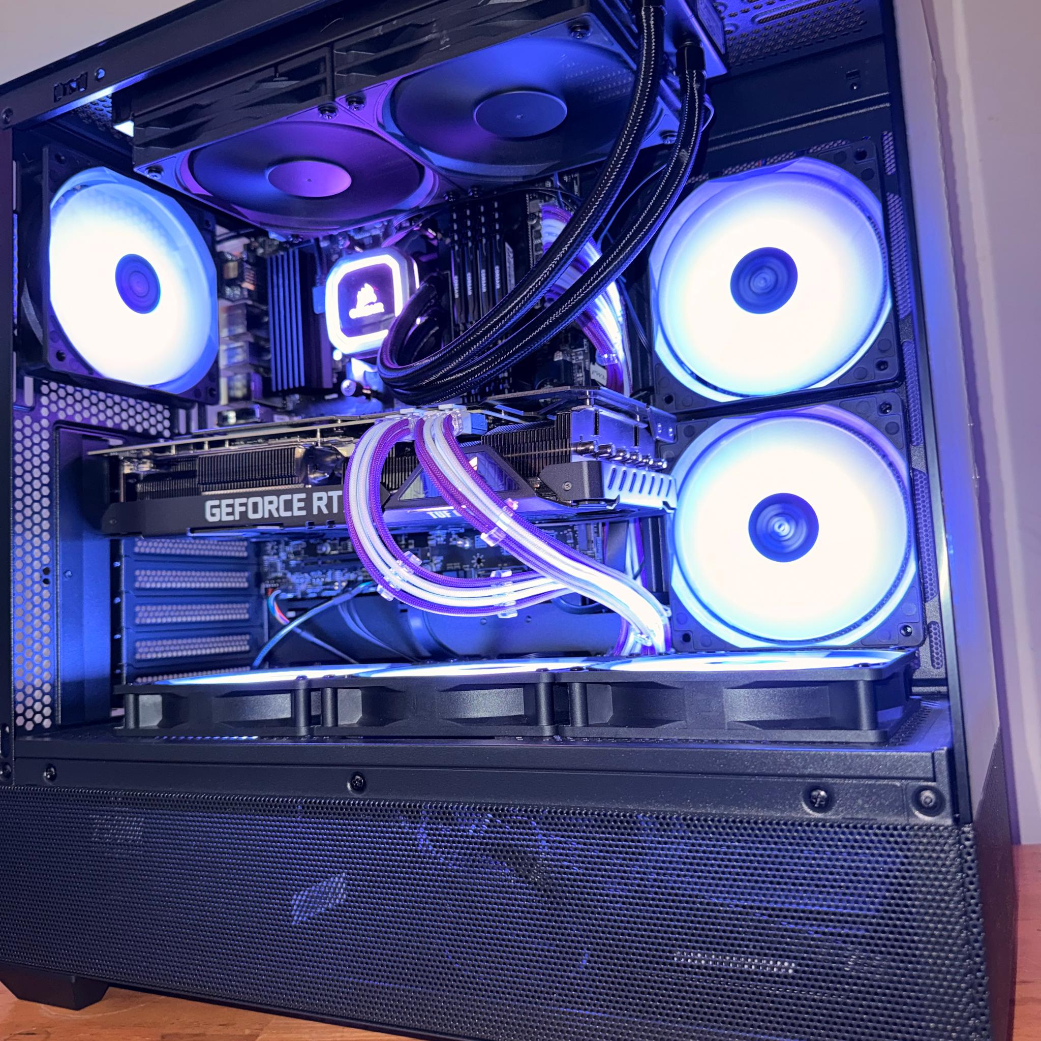 ⚪Mist⚪ | 300+ fps fortnite | Ryzen 7 5700x | 3070ti triple fan