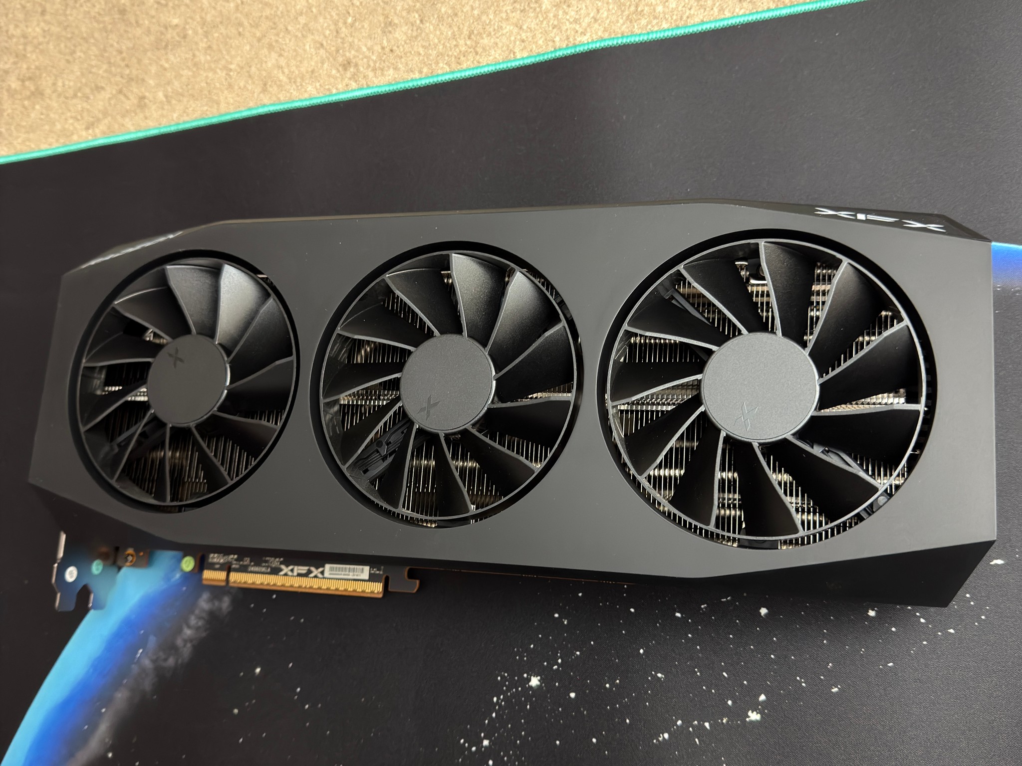 9070 XT — XFX Mercury