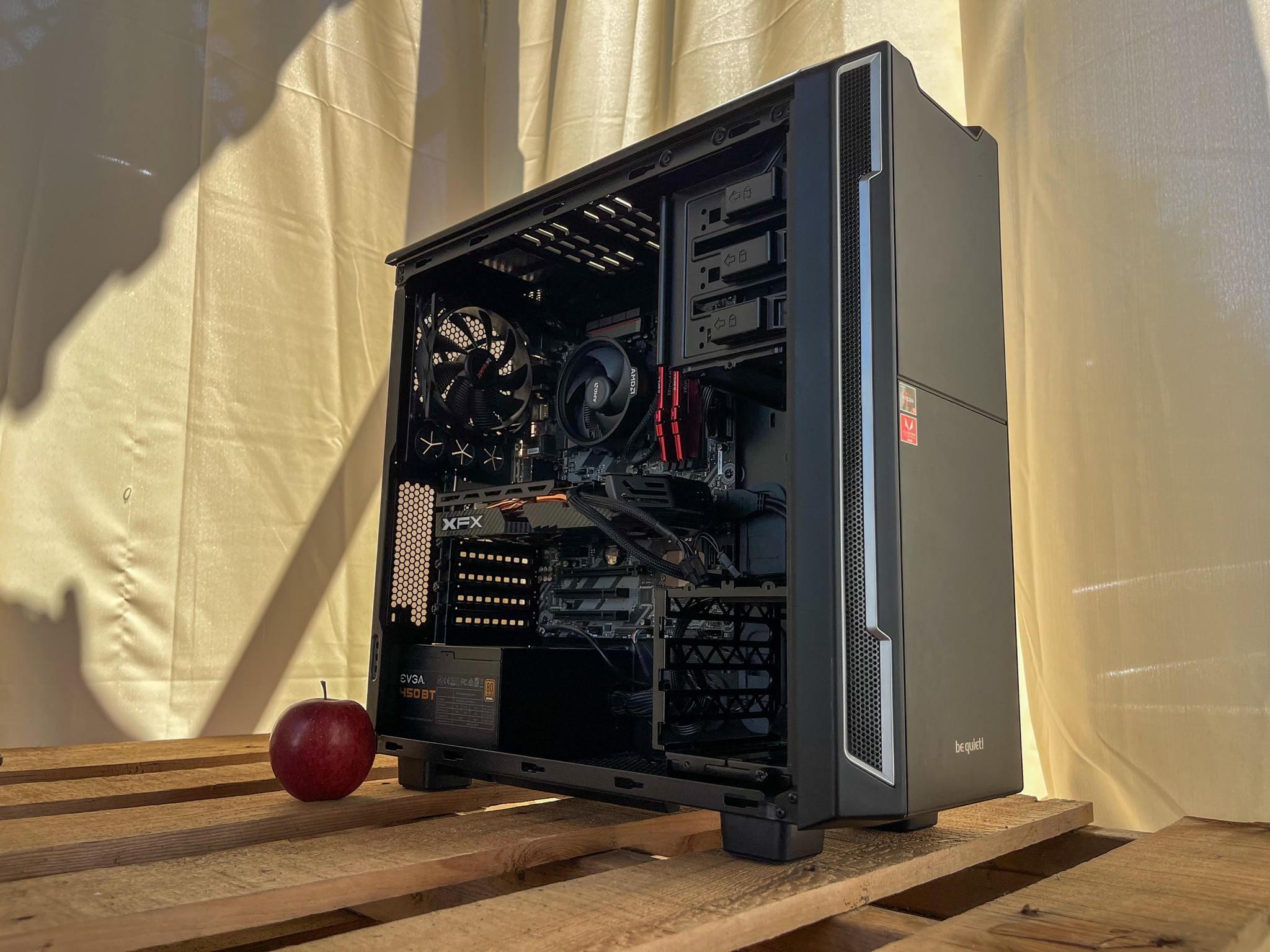 Stealth Black Gaming PC: RX 580 | Ryzen 5 5500
