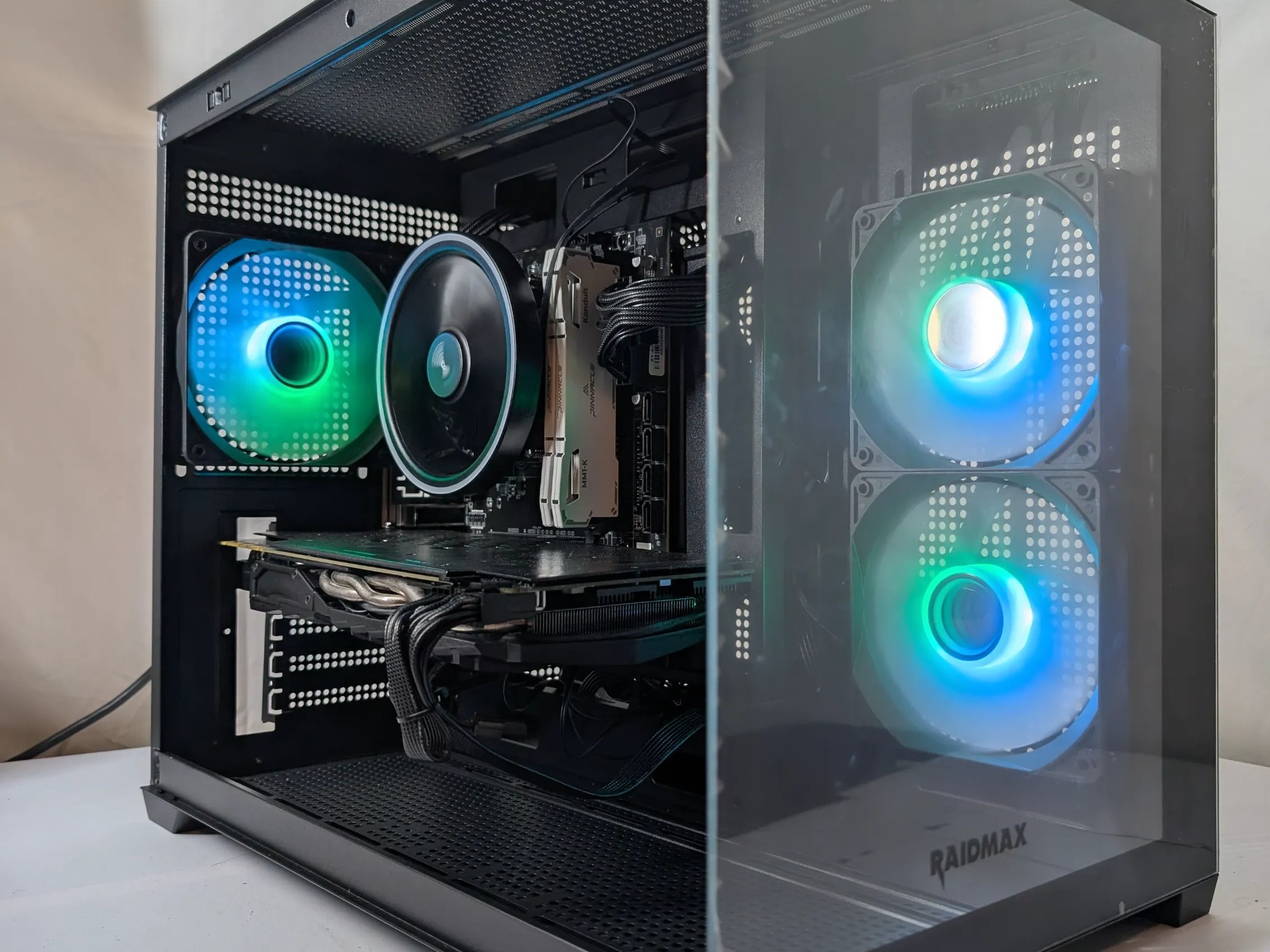 GTX 1080 | RYZEN 5 2600X | 16GB DDR4 | 500GB NVME
