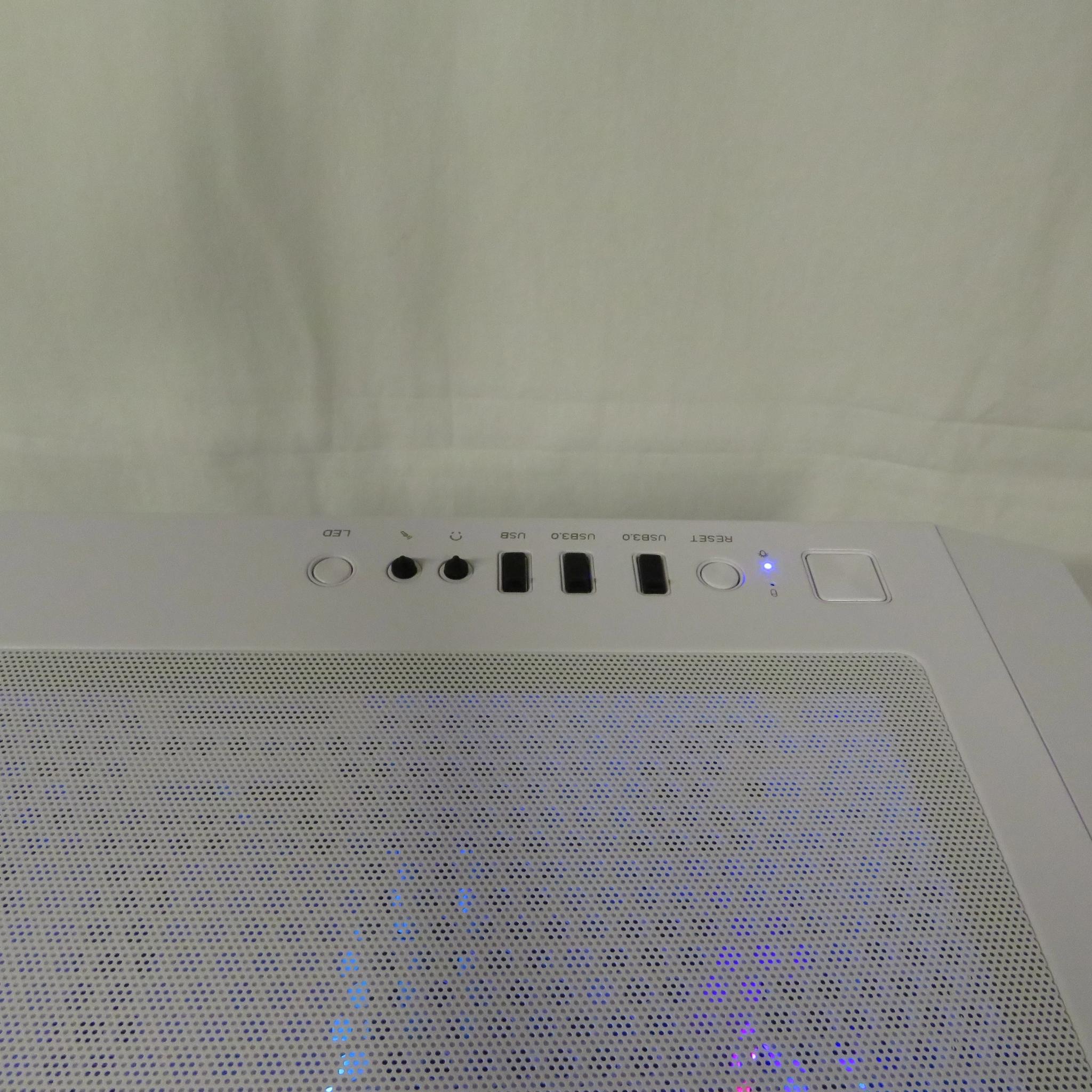 Black and White Beauty! RTX 2080 + Ryzen 5 2600X + 16 GB DDR4 + 1 TB NVME