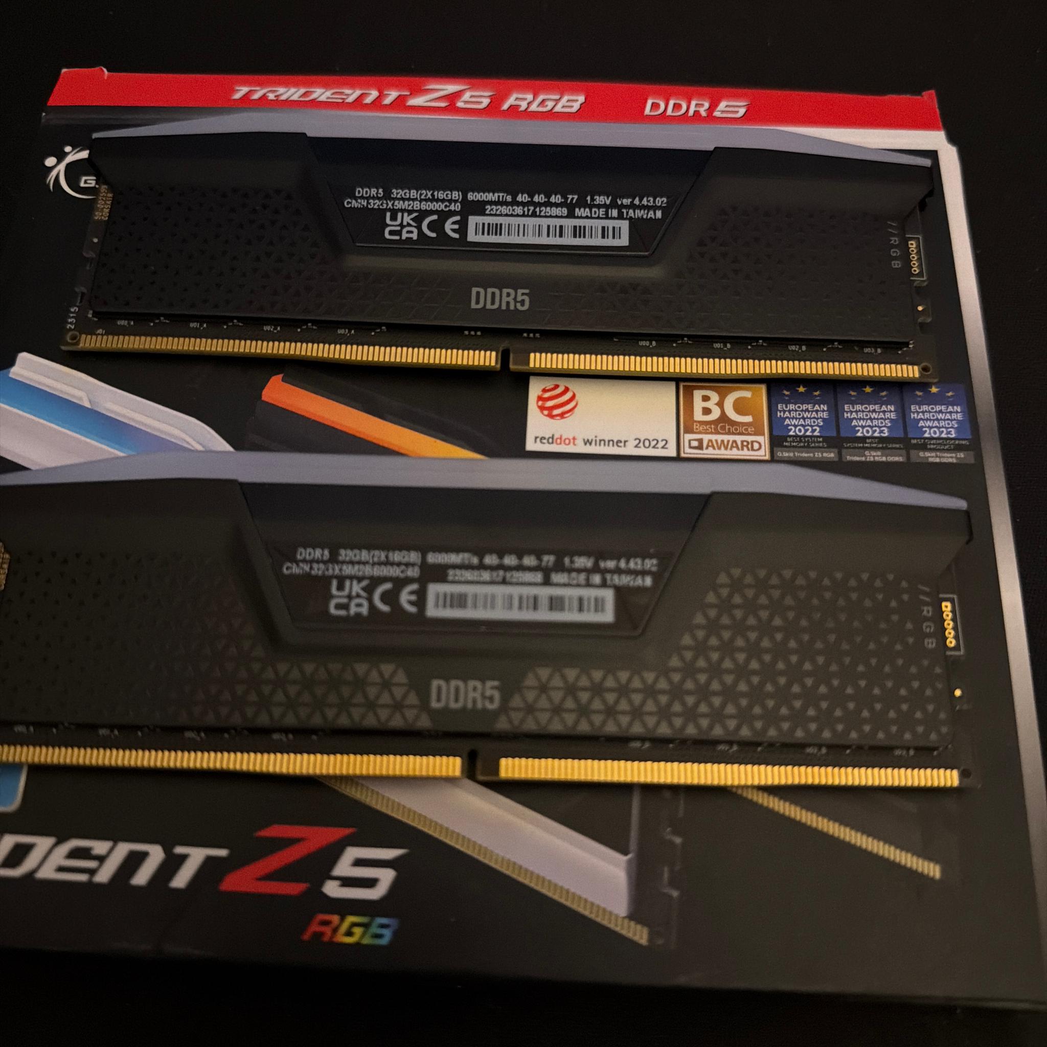 Corsair Vengeance 32Gb RGB DDR5