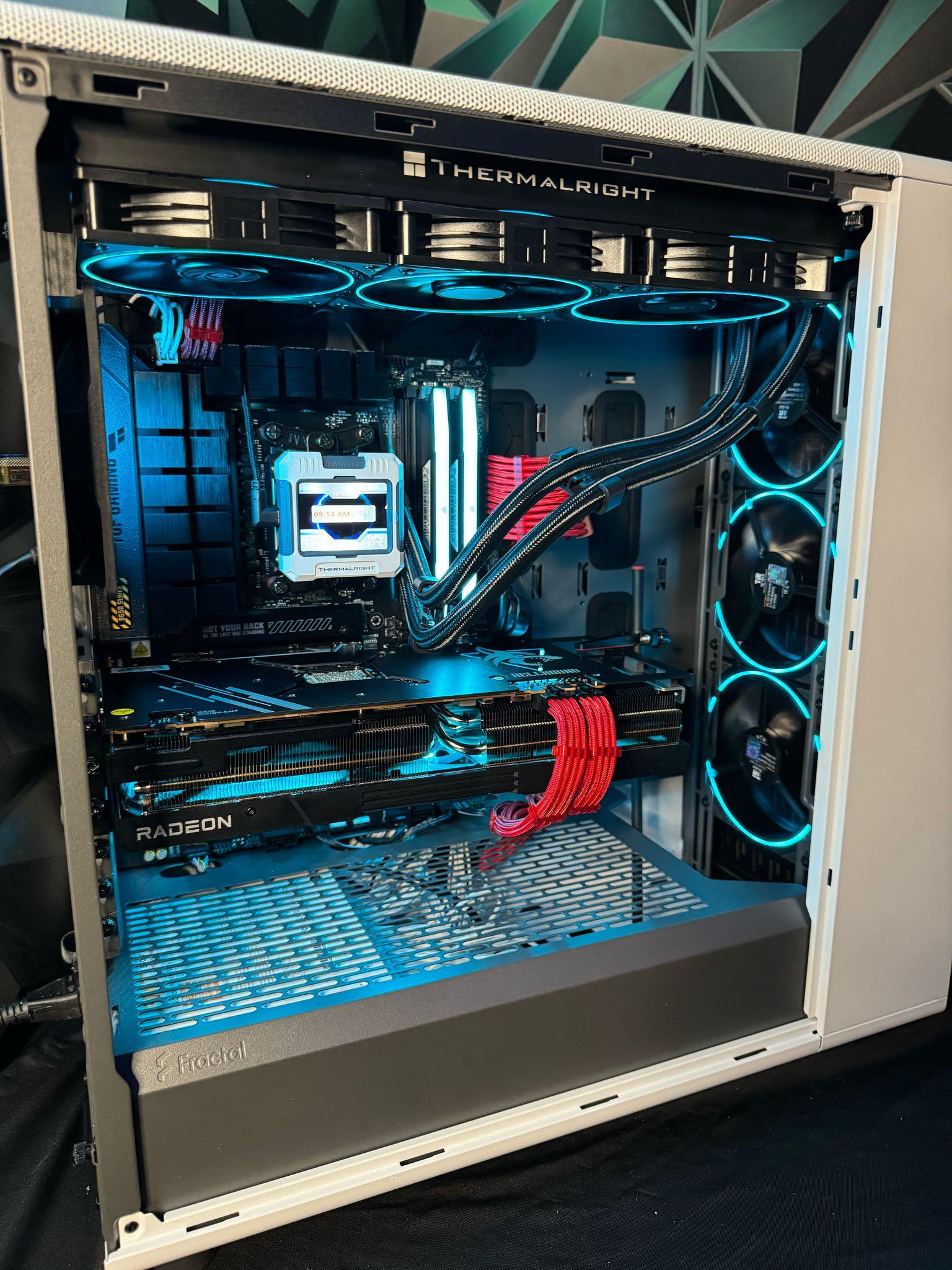 🪵 Big Woody 🪵 Ryzen 9900X| 7900XTX 24 GB| 32 GB DDR5 6000Mhz|3.25 TB NVMe|