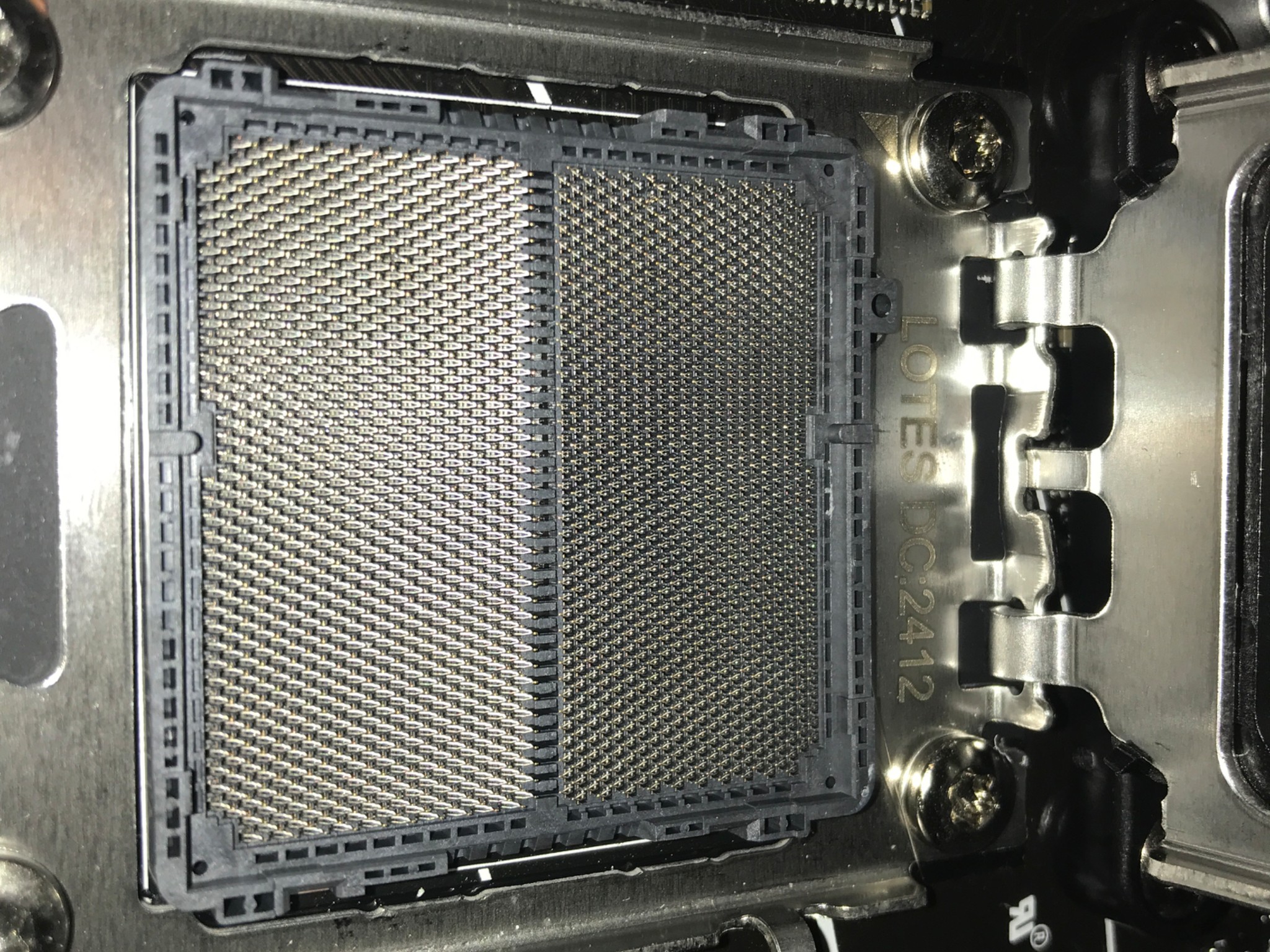 (AM5) ASUS B650M AX MICRO ATX - Like new, bought new within 5 months {INCLUDES WIFI6}