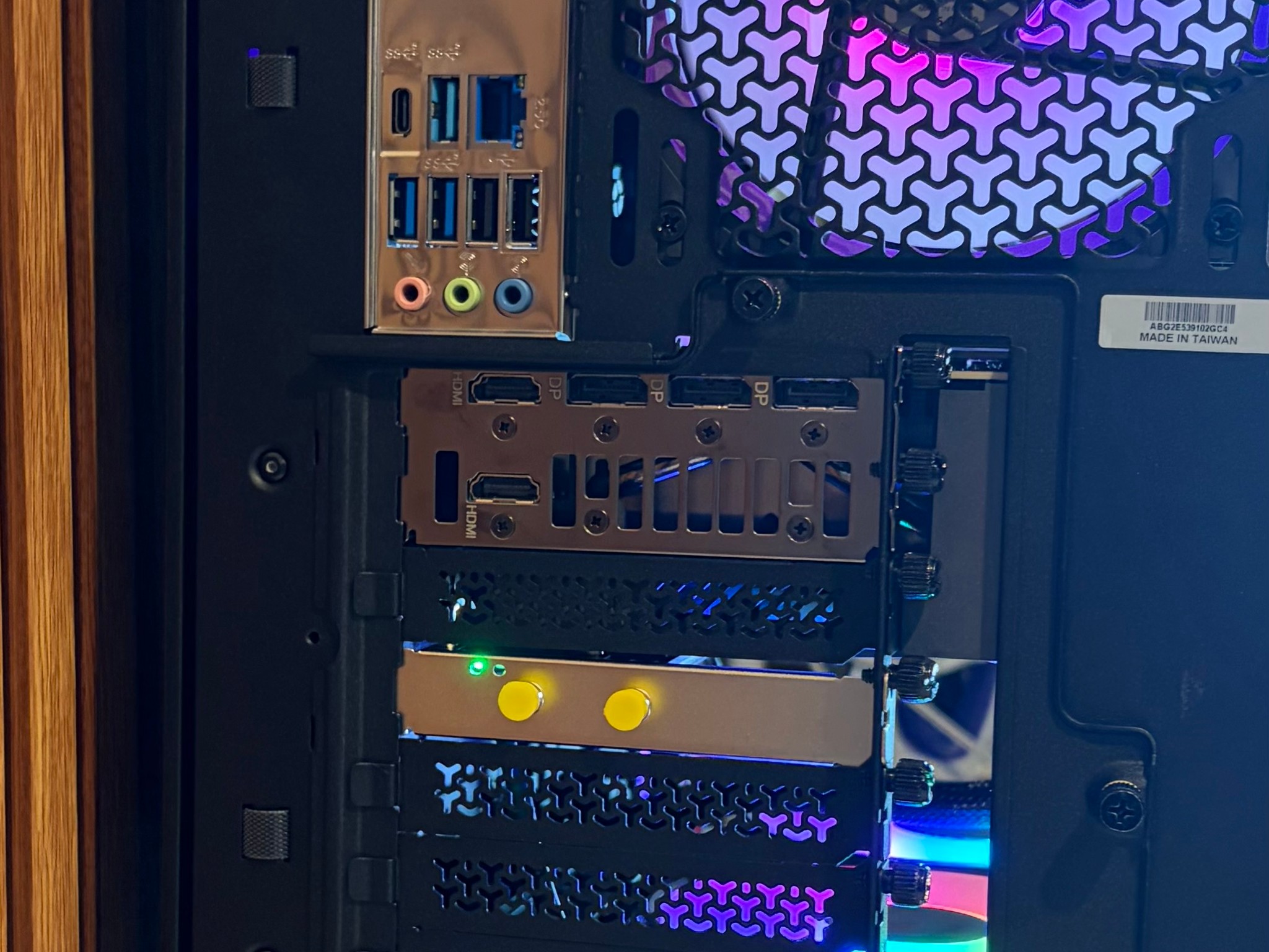 RTX 5070 | RYZEN 5 9600X | 16GB DDR5 | 750W PSU | 2TB NVME | 360MM AIO