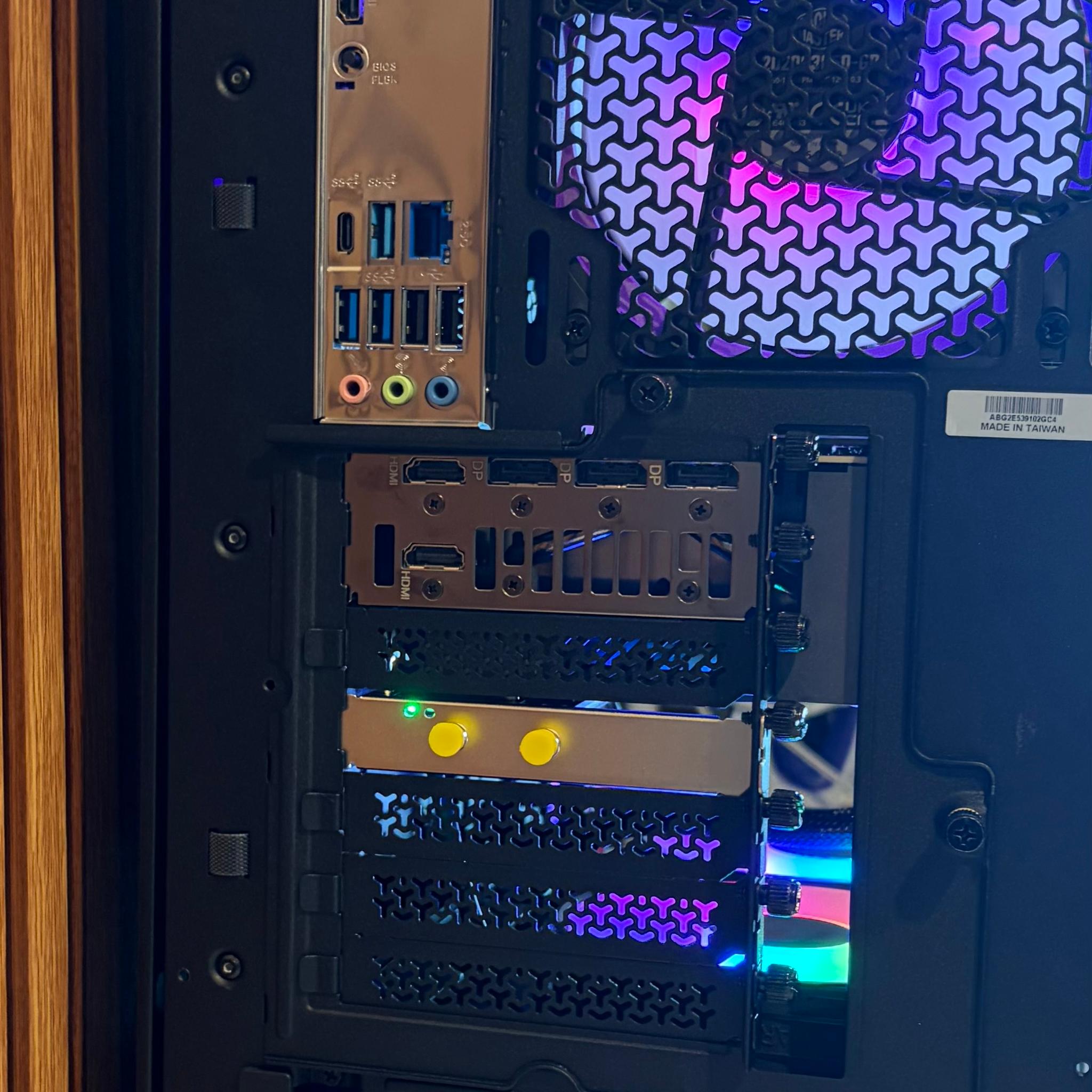 RTX 5070 | RYZEN 5 9600X | 16GB DDR5 | 750W PSU | 2TB NVME | 360MM AIO