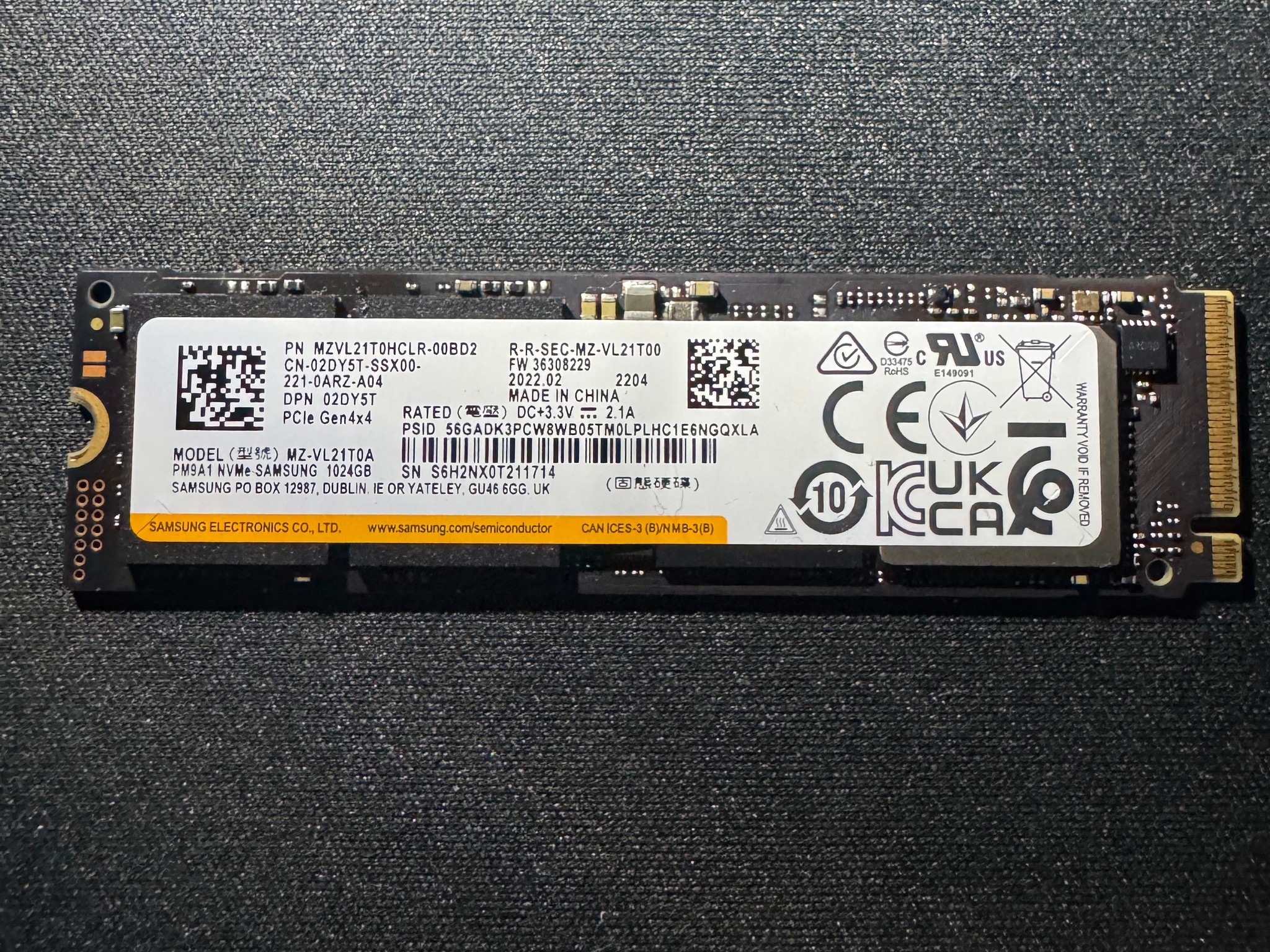 Samsung PM9A1 1TB NVMe PCIe Gen4x4 SSD