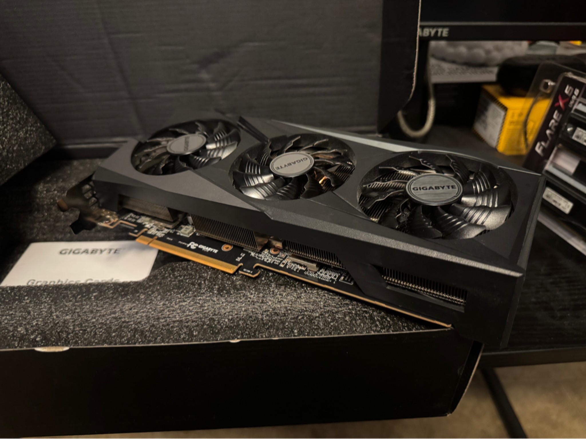 GIGABYTE AMD RADEON RX 6750 XT | GAMING OC 12GB GDDR6 | 1440 QHD GAMING | PCIE 4.0