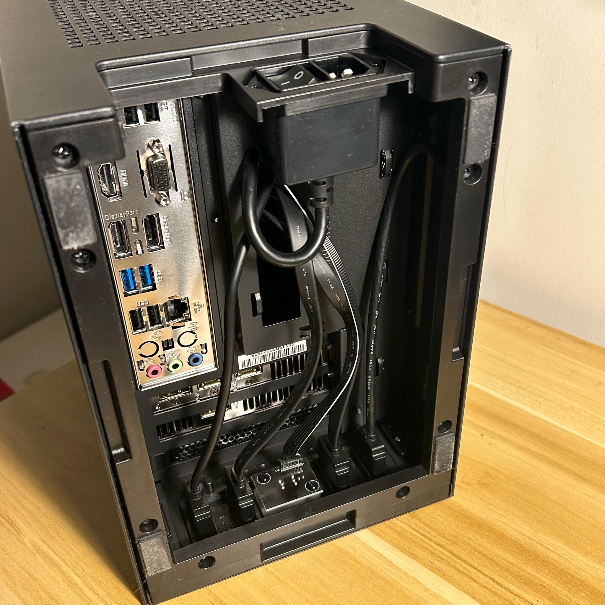 HYTE Revolt 3 ITX Case + 700W PSU + Wavlink WiFi 6 Adapter